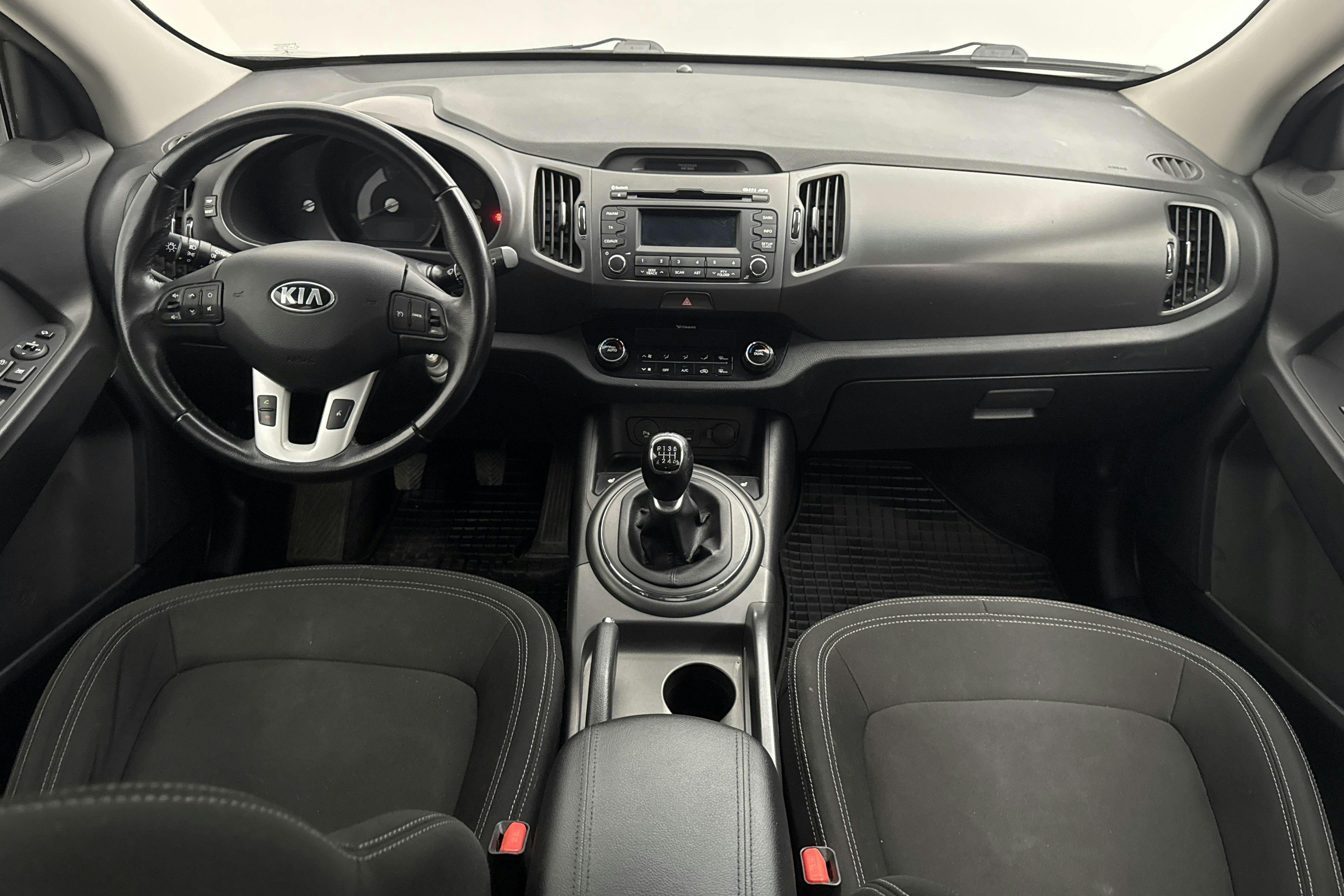 KIA Sportage 1.6 2WD (136hk) - 173 380 km - Käsitsi - Light Brown - 2013