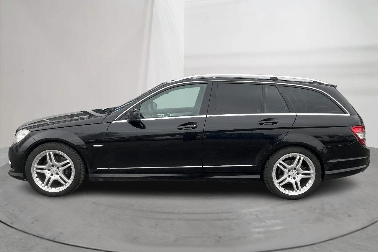 Mercedes C 350 Kombi S204 (272hk) - 308 790 km - Automatic - black - 2009