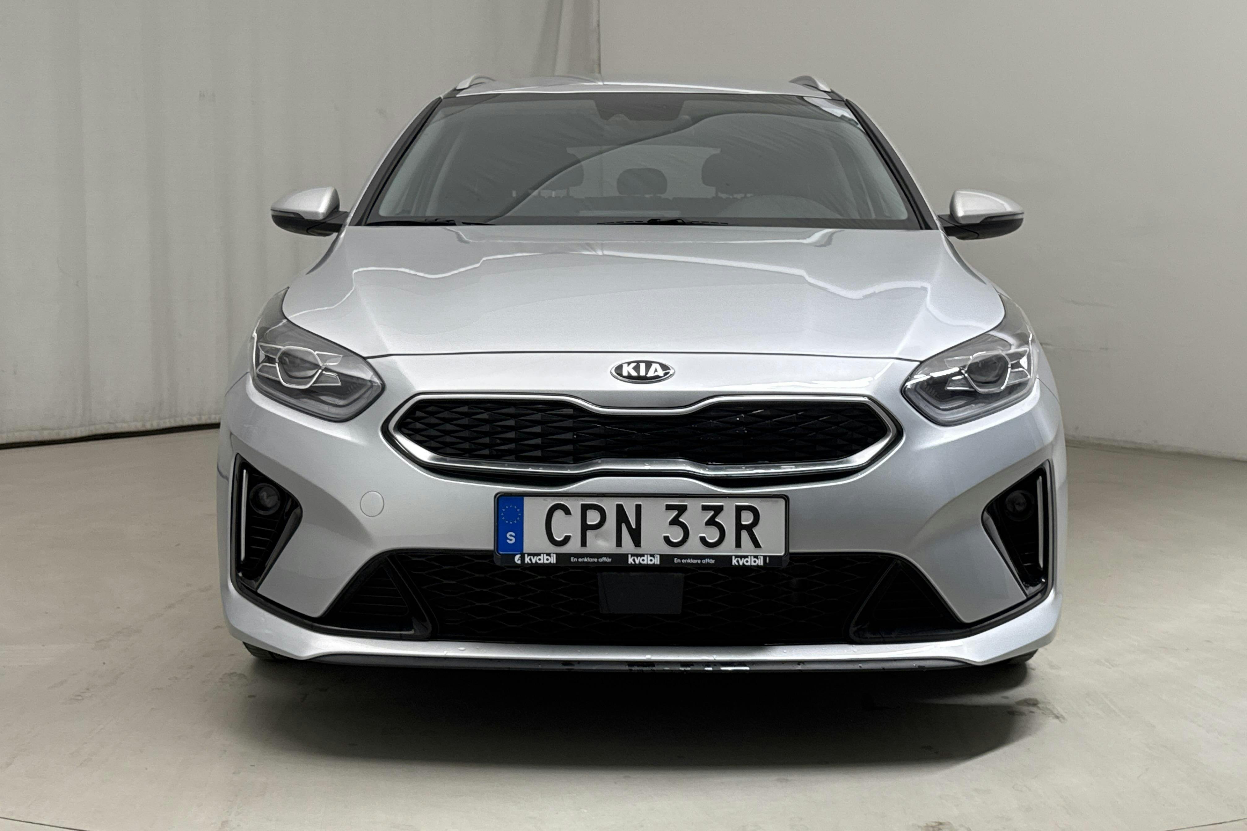 KIA Ceed 1.6 Plug-in Hybrid SW (141hk) - 4 784 mil - Automat - grå - 2020