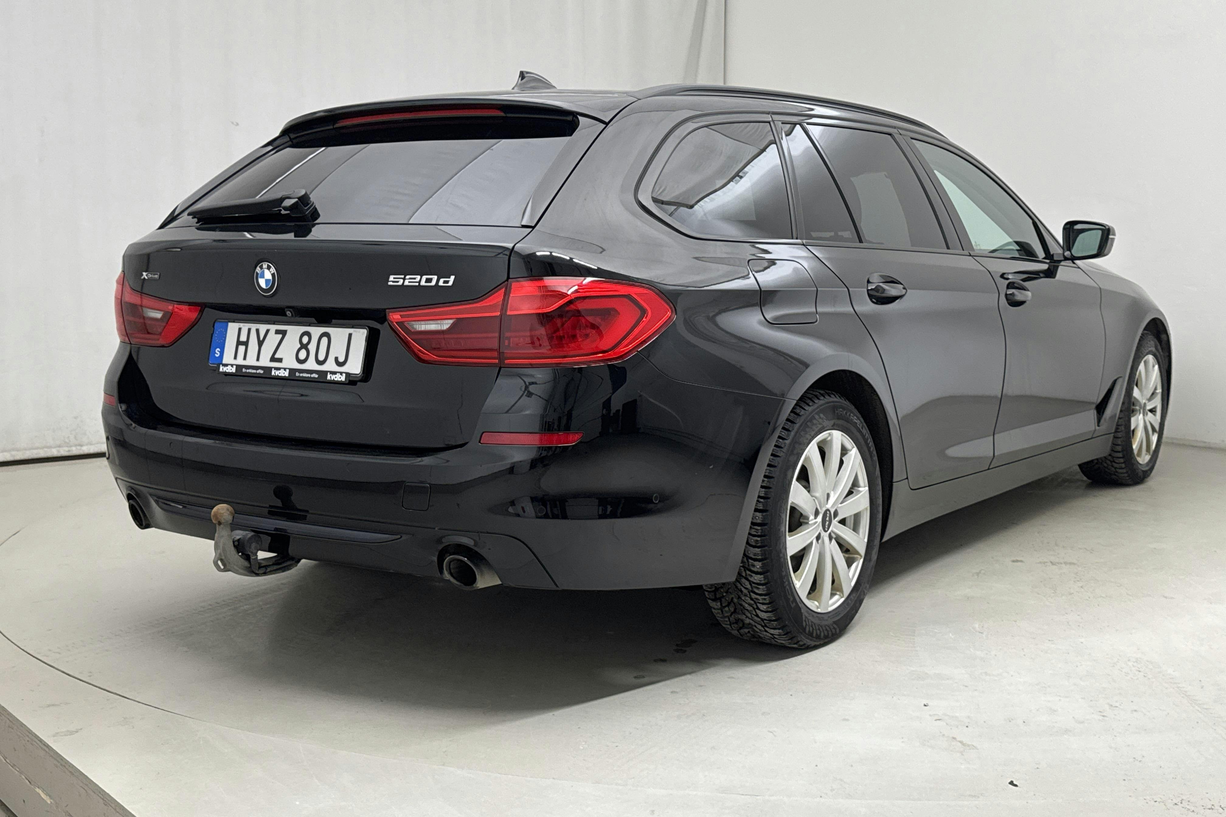 BMW 520d xDrive Touring MHEV, G31 (190hk) - 138 800 km - Automatic - black - 2020