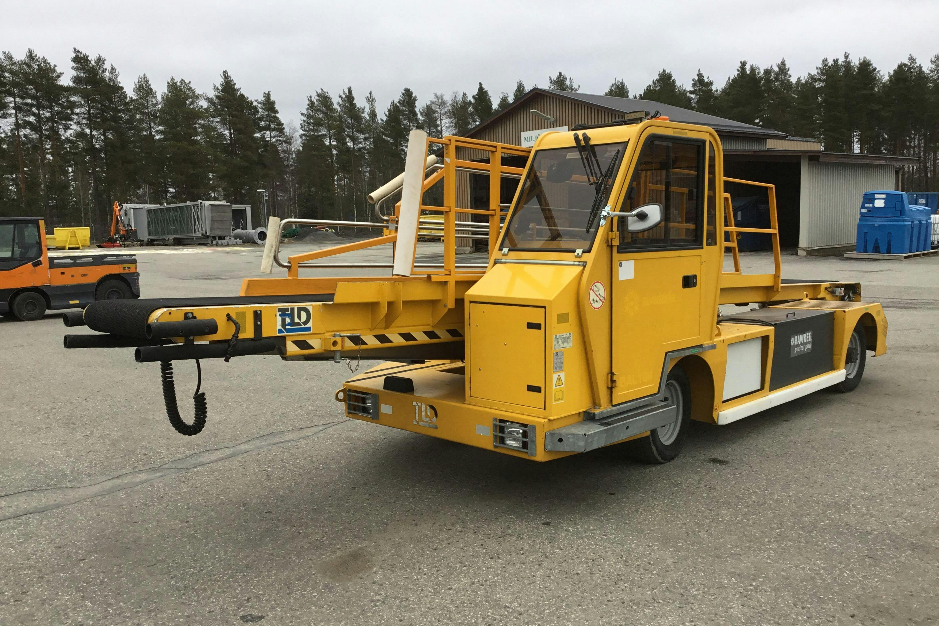 TLD NBL 80V TLD Bandlastare (-07) -  - Automaatne - kollane - 2007