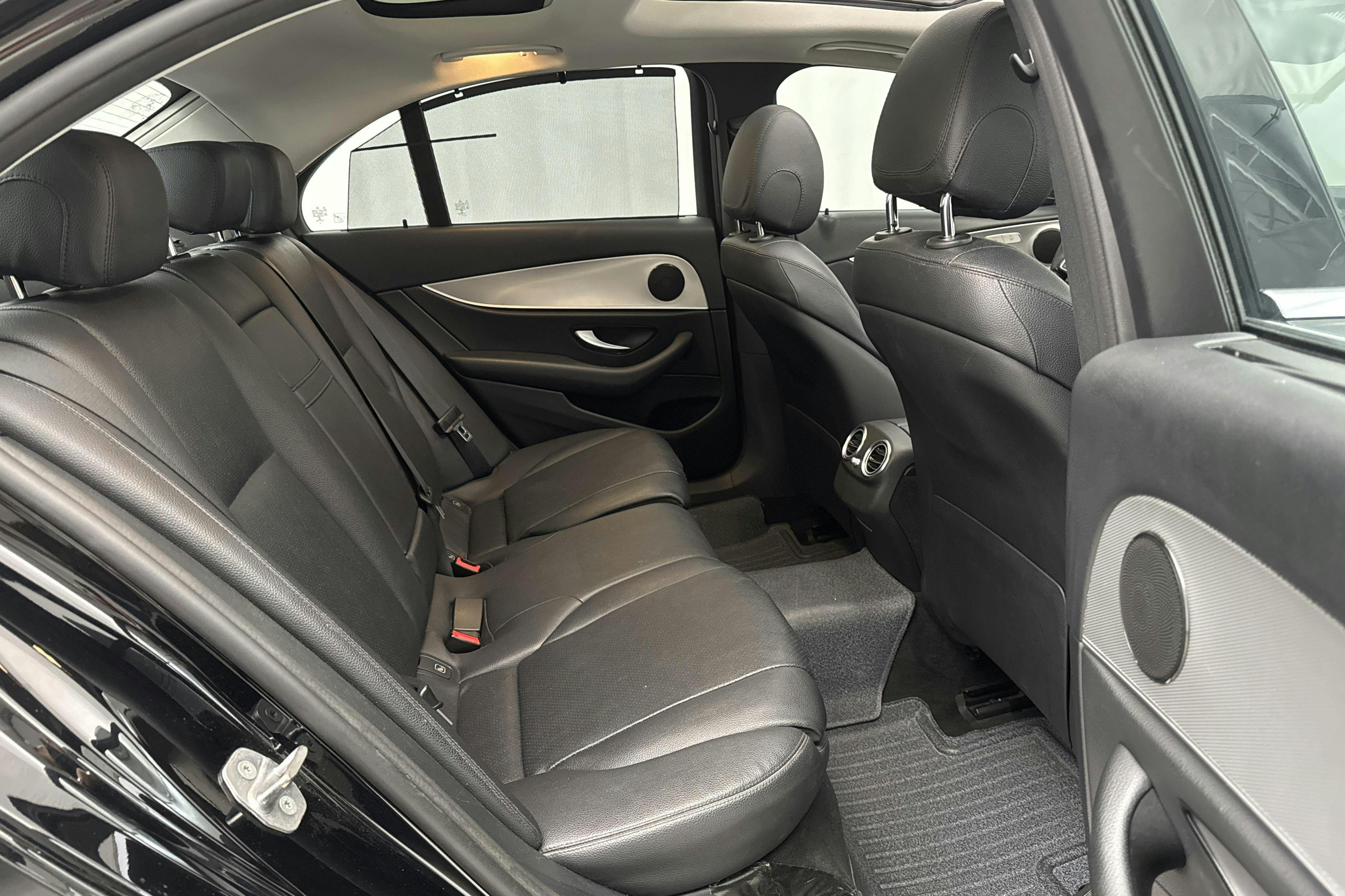 Mercedes E 220 d Sedan W213 (194hk) - 138 650 km - Automatic - black - 2017