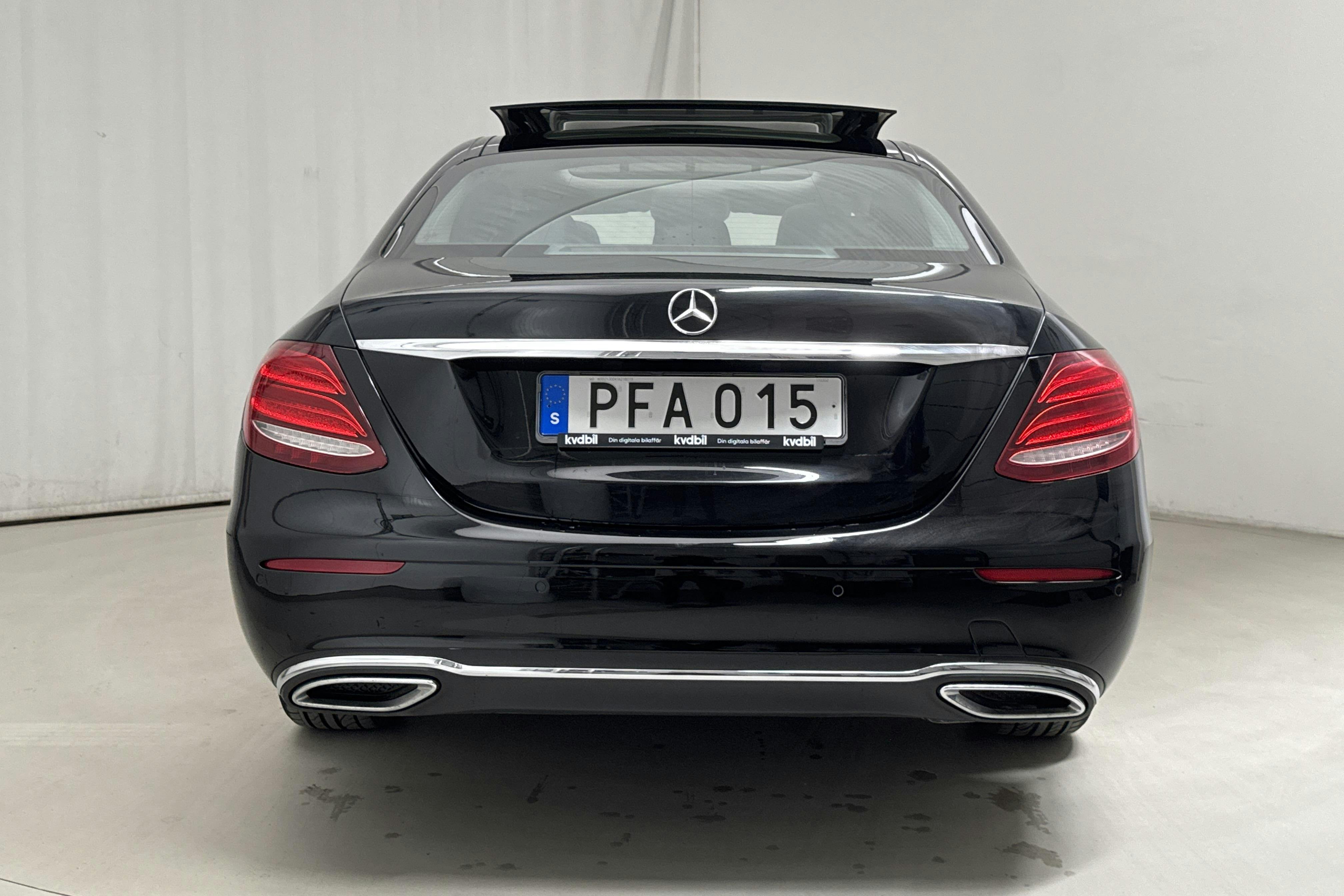 Mercedes E 220 d Sedan W213 (194hk) - 138 650 km - Automatic - black - 2017