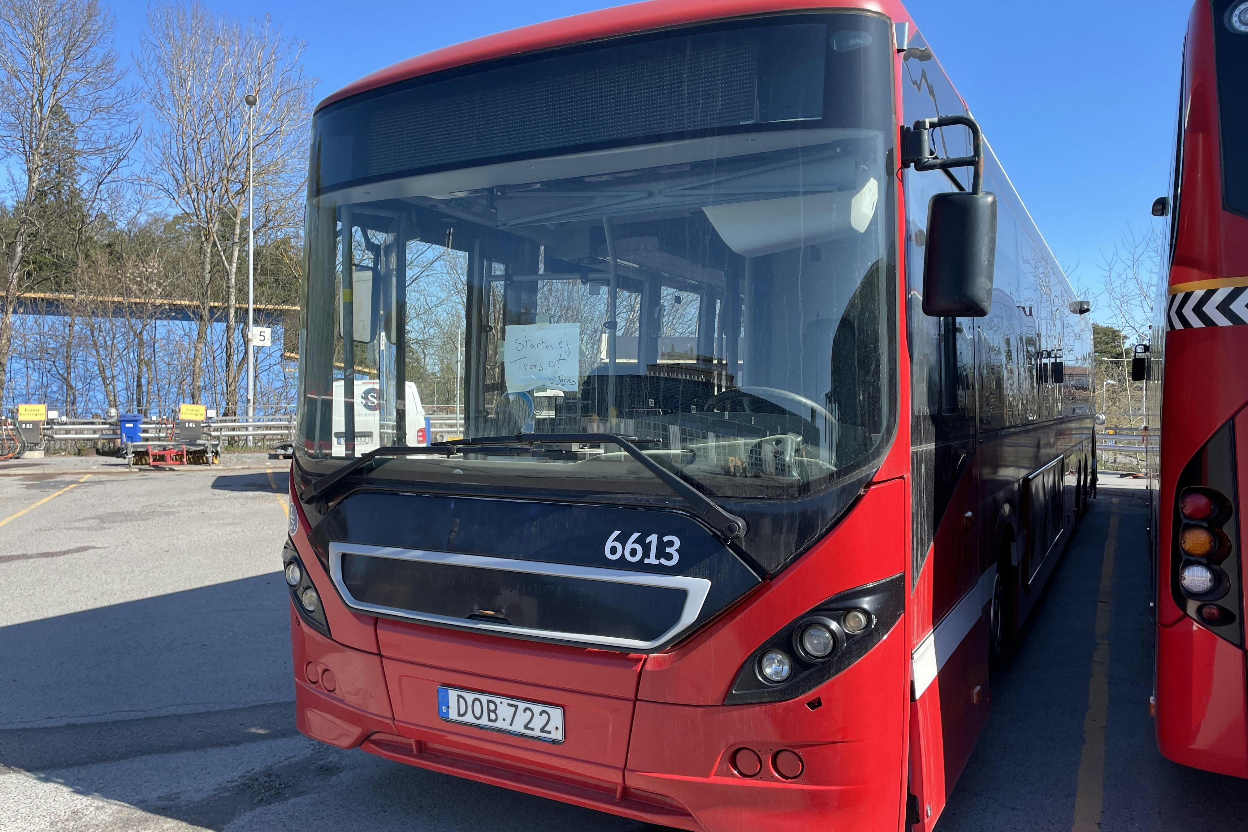 Volvo 8900 B7RLE - 0 km - Automat - röd - 2013