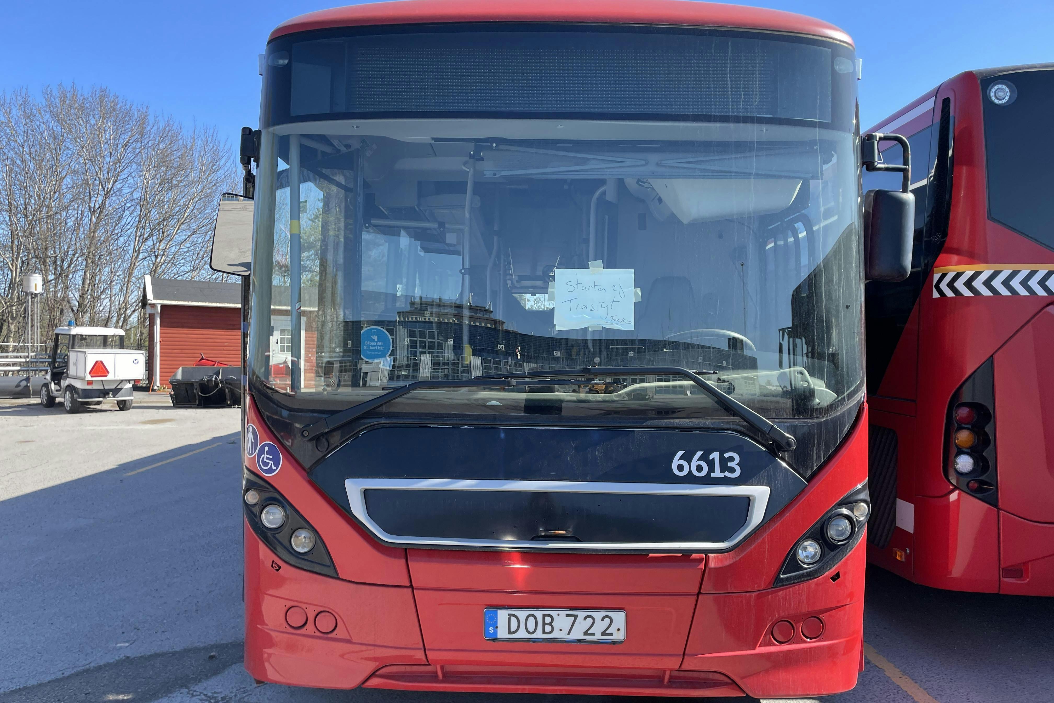 Volvo 8900 B7RLE - 0 km - Automat - röd - 2013