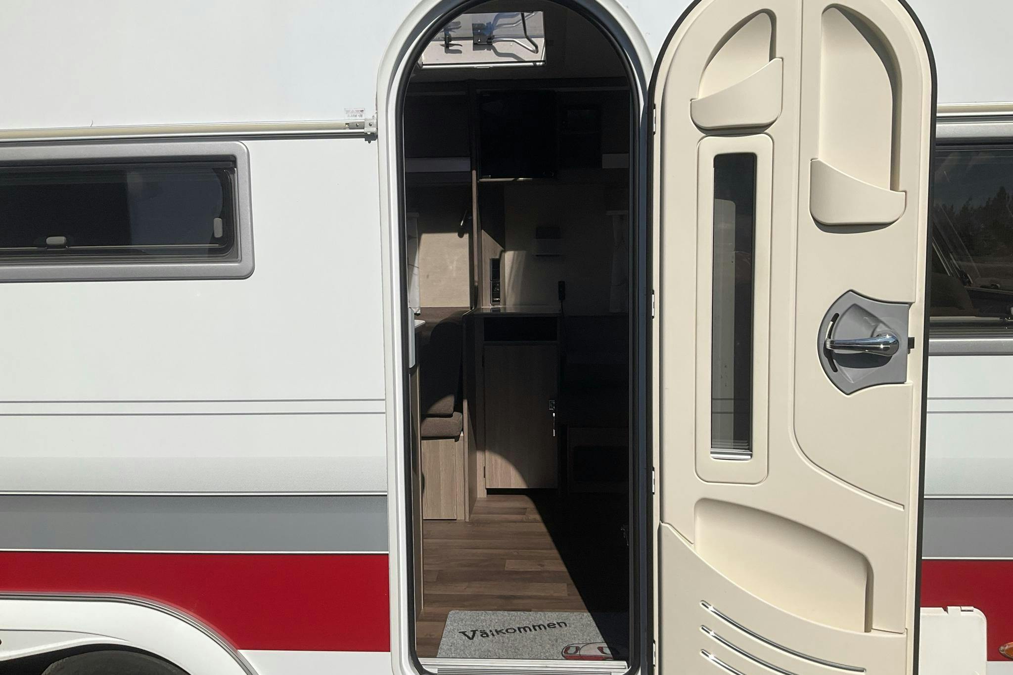 KABE ROYAL 740 GXL KS Husvagn med förtält & AC - 0 km - 2016