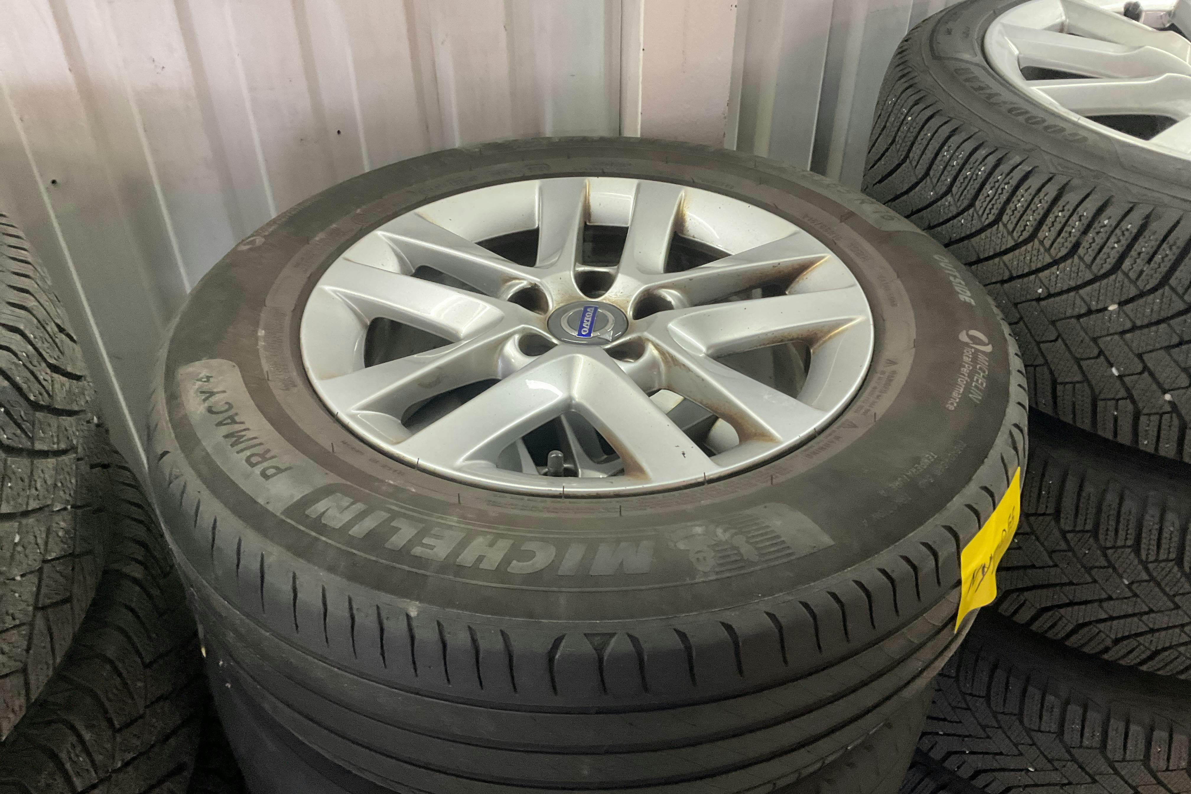 Volvo V60 D3 Cross Country (150hk) - 31 035 mil - Automat - vit - 2016