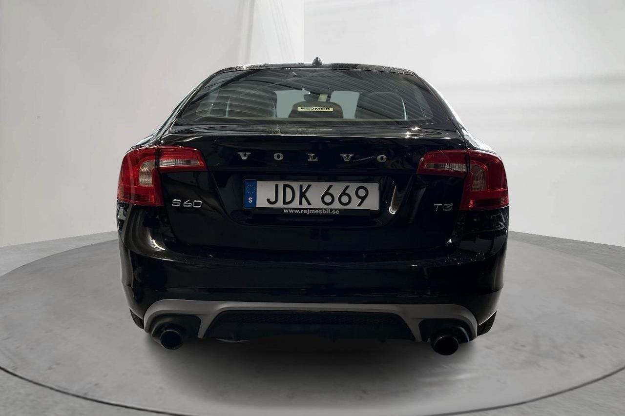 Volvo S60 T3 (152hk) - 81 250 km - Manual - black - 2017