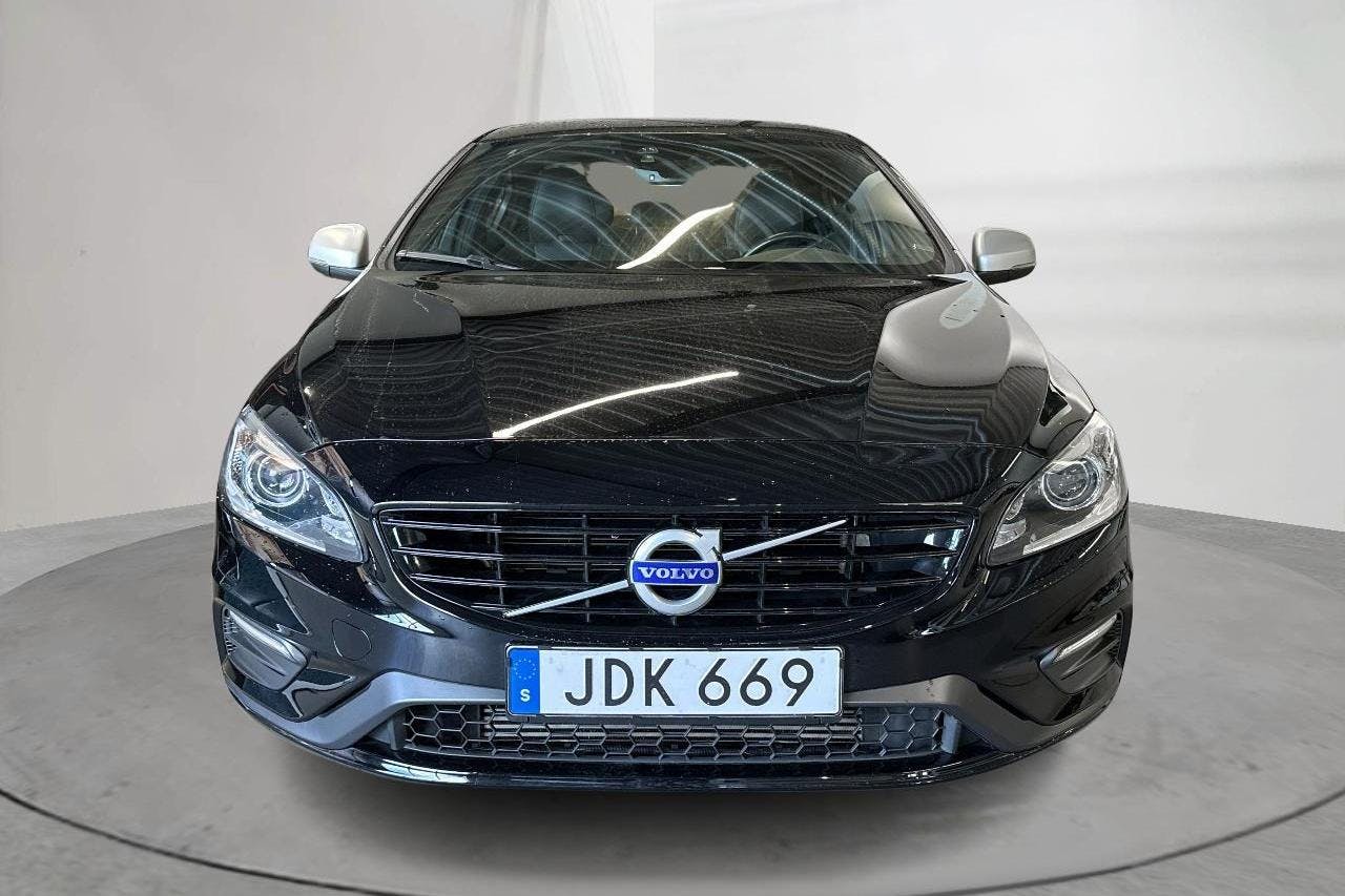 Volvo S60 T3 (152hk) - 81 250 km - Manual - black - 2017