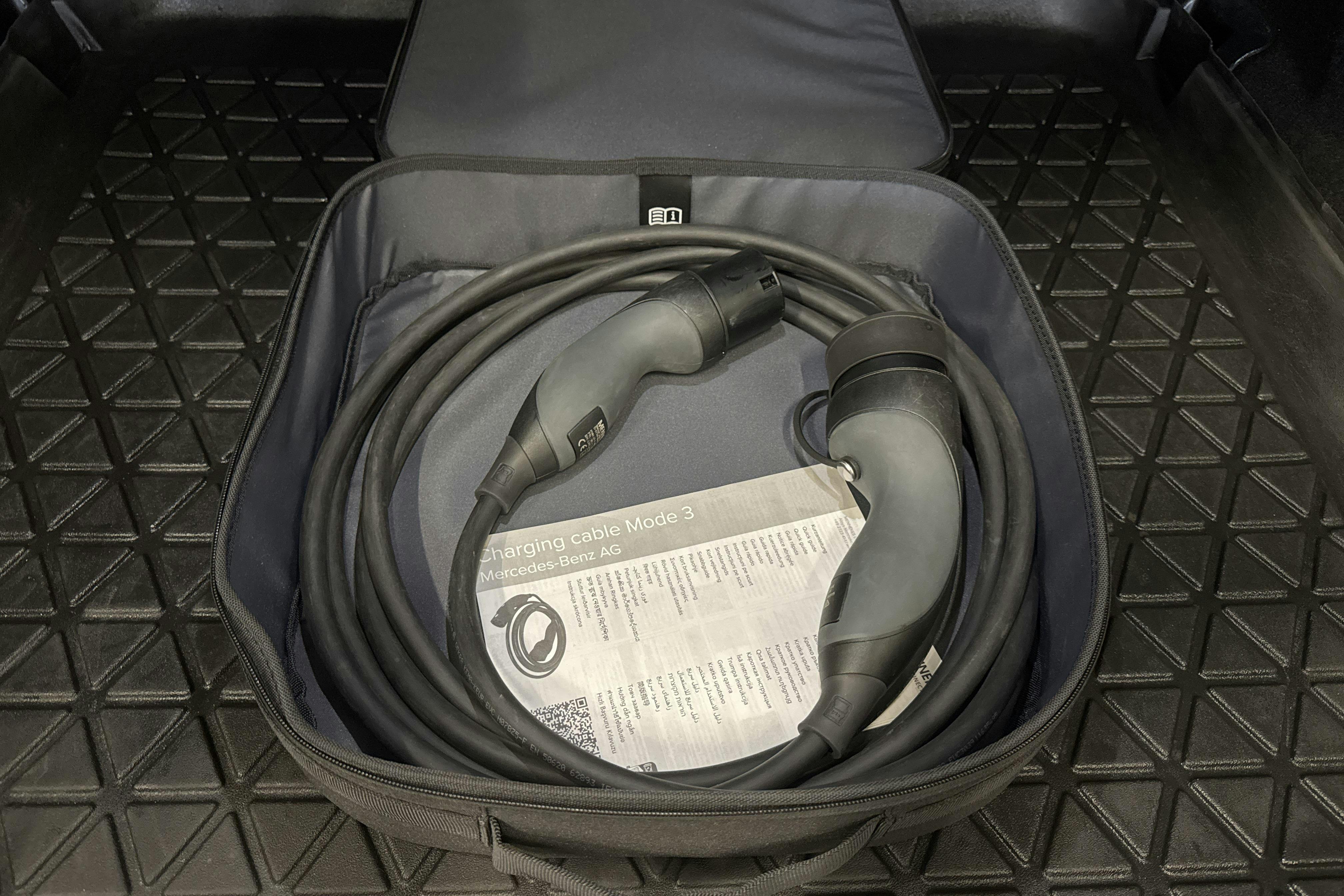 Mercedes EQE 350 4Matic V295 (292hk) - 74 470 km - Automaatne - must - 2024