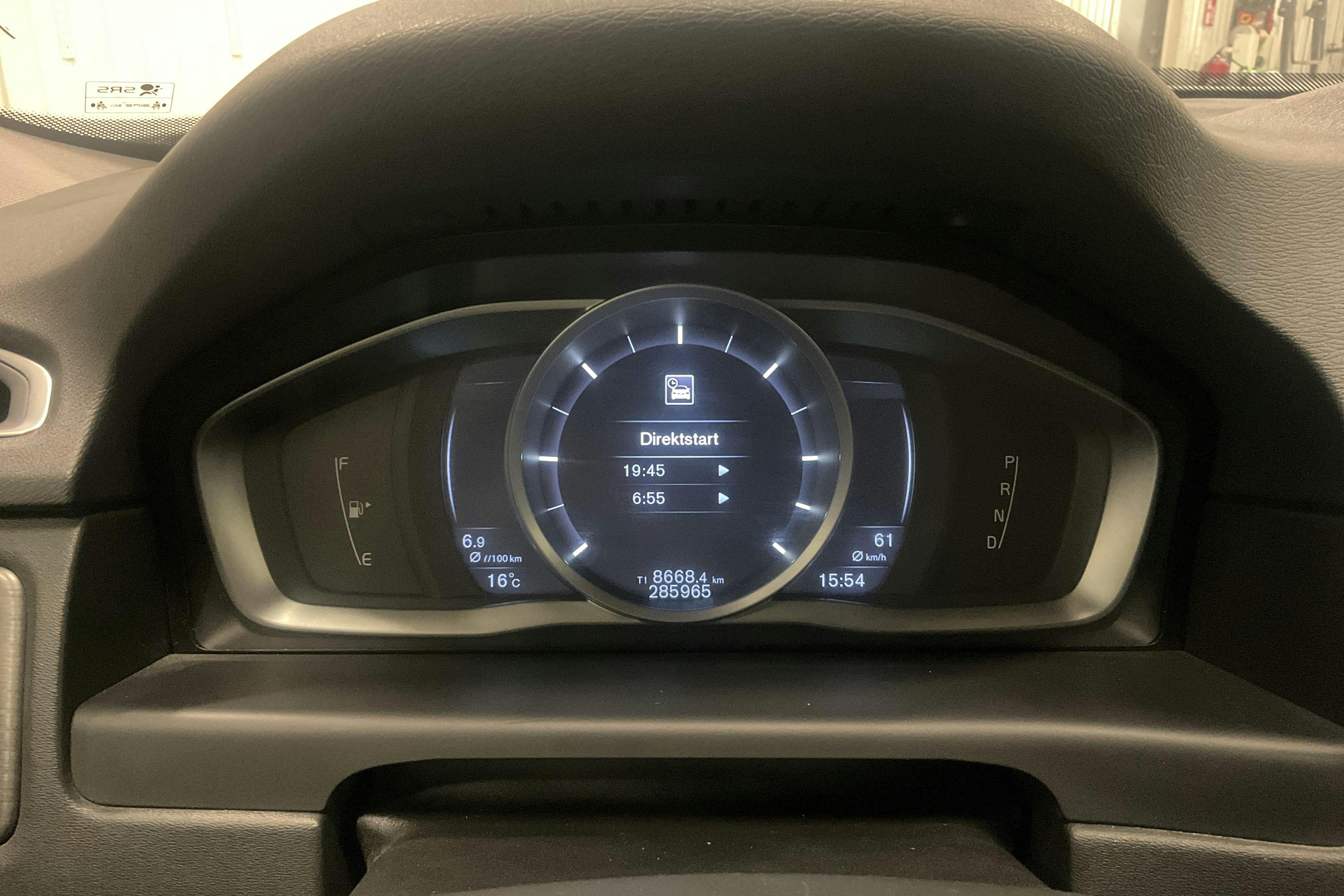 Volvo XC70 II D4 AWD (181hk) - 28 596 mil - Automat - vit - 2016