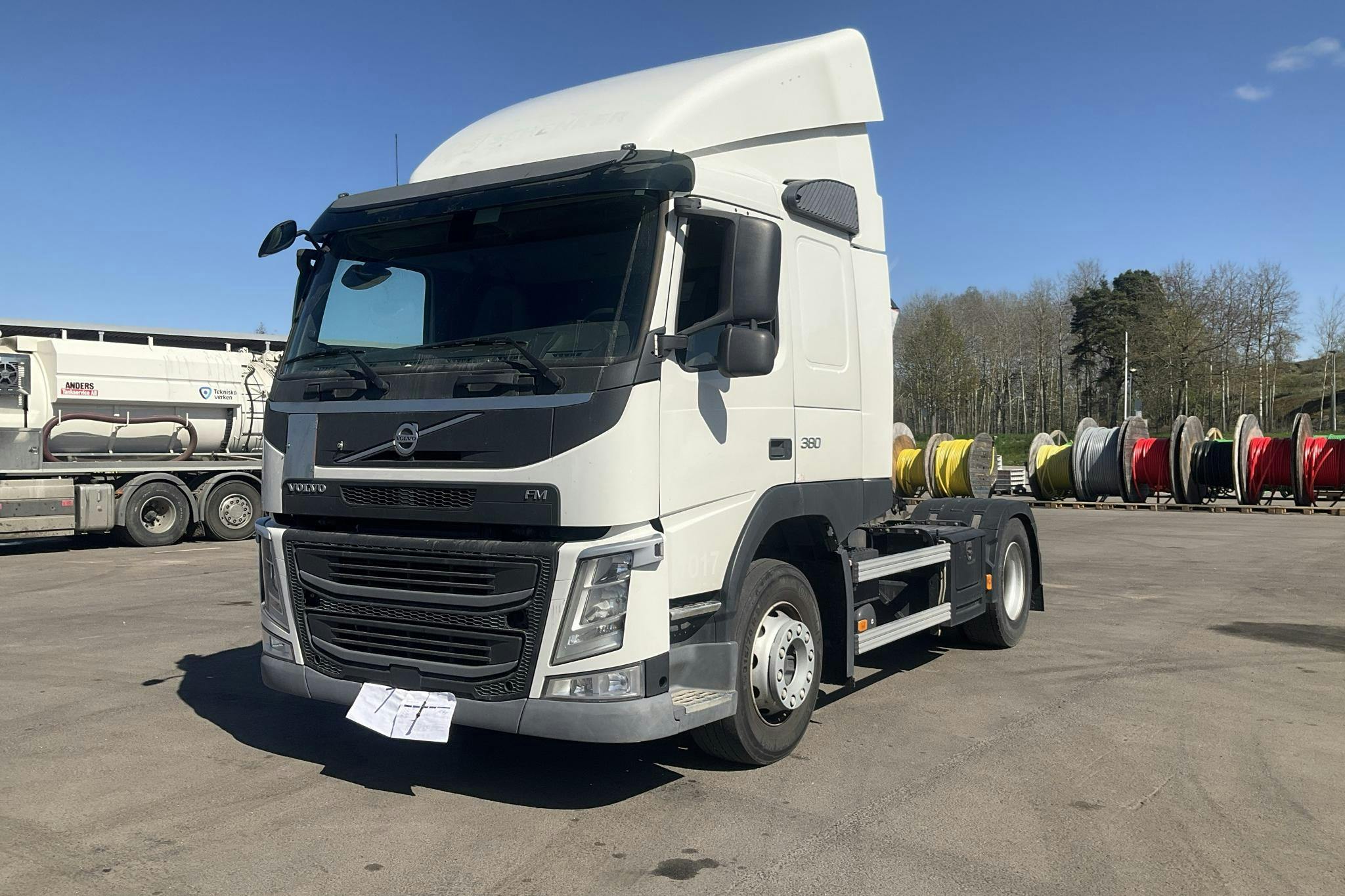 VOLVO FM380 - 141 289 km - Automat - vit - 2019