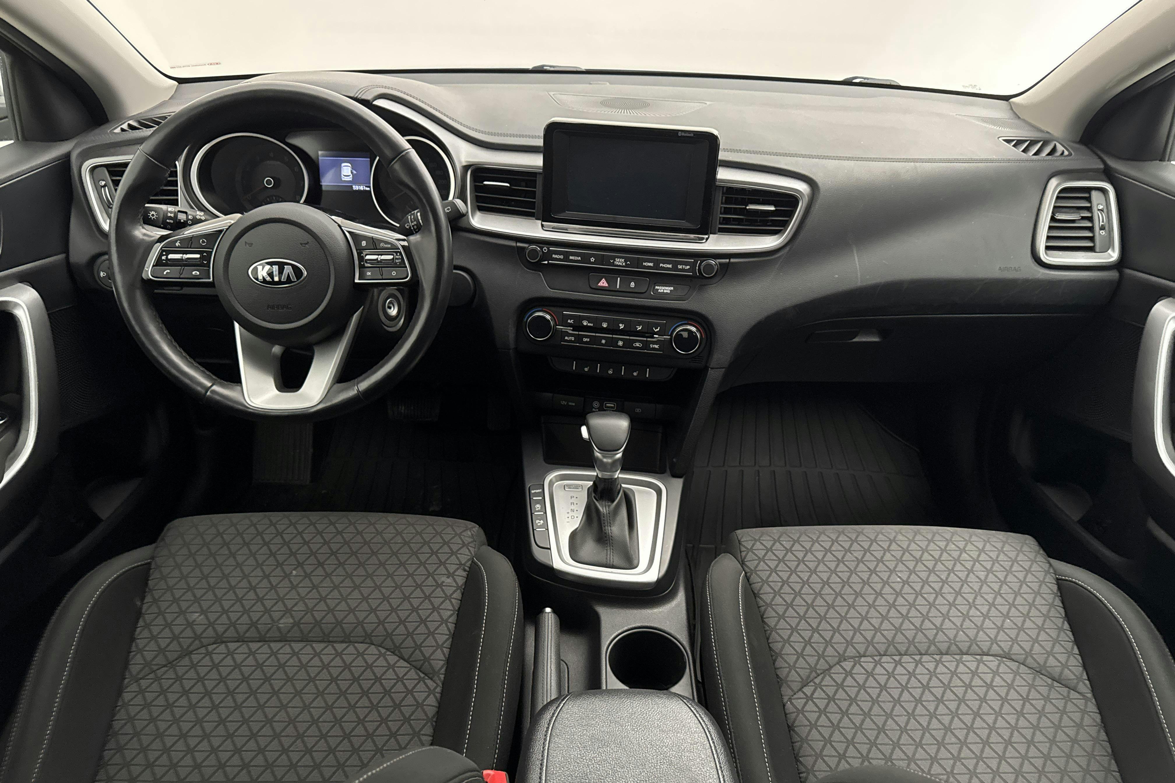 KIA Ceed 1.4 T-GDi 5dr (140hk) - 59 160 km - Automatic - gray - 2019