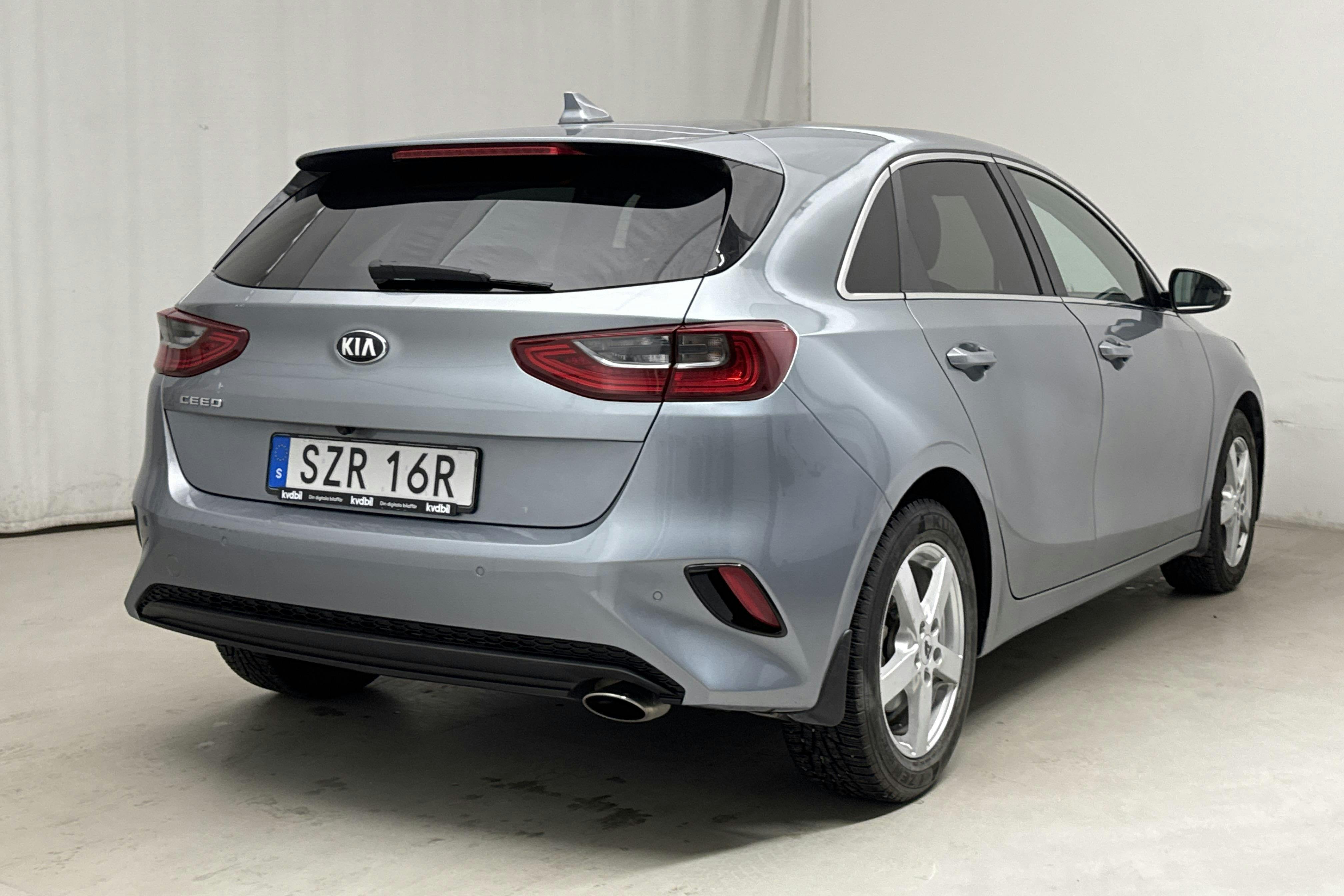 KIA Ceed 1.4 T-GDi 5dr (140hk) - 59 160 km - Automatic - gray - 2019