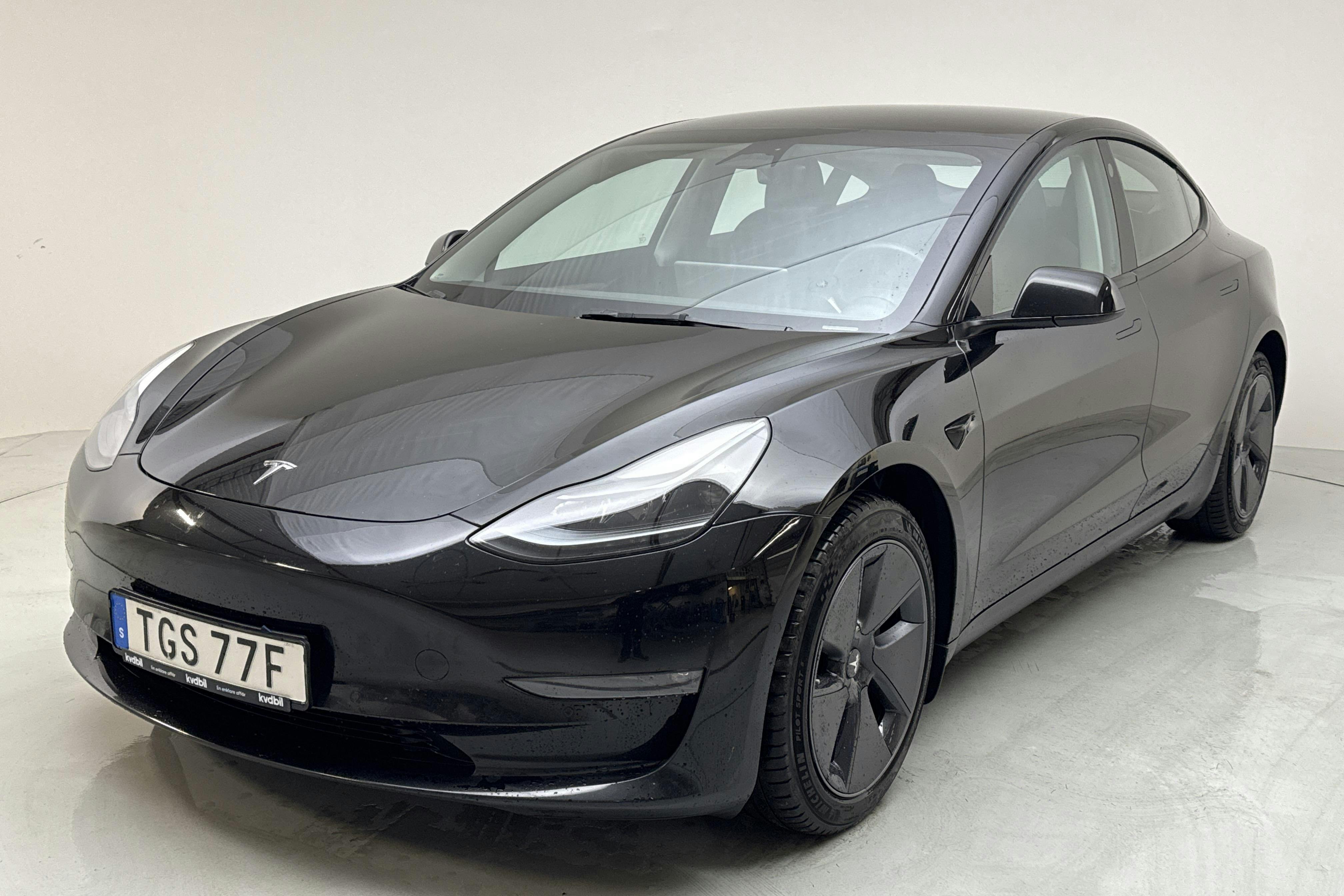 Tesla Model 3 Long Range Dual Motor AWD - 135 840 km - Automatic - black - 2022