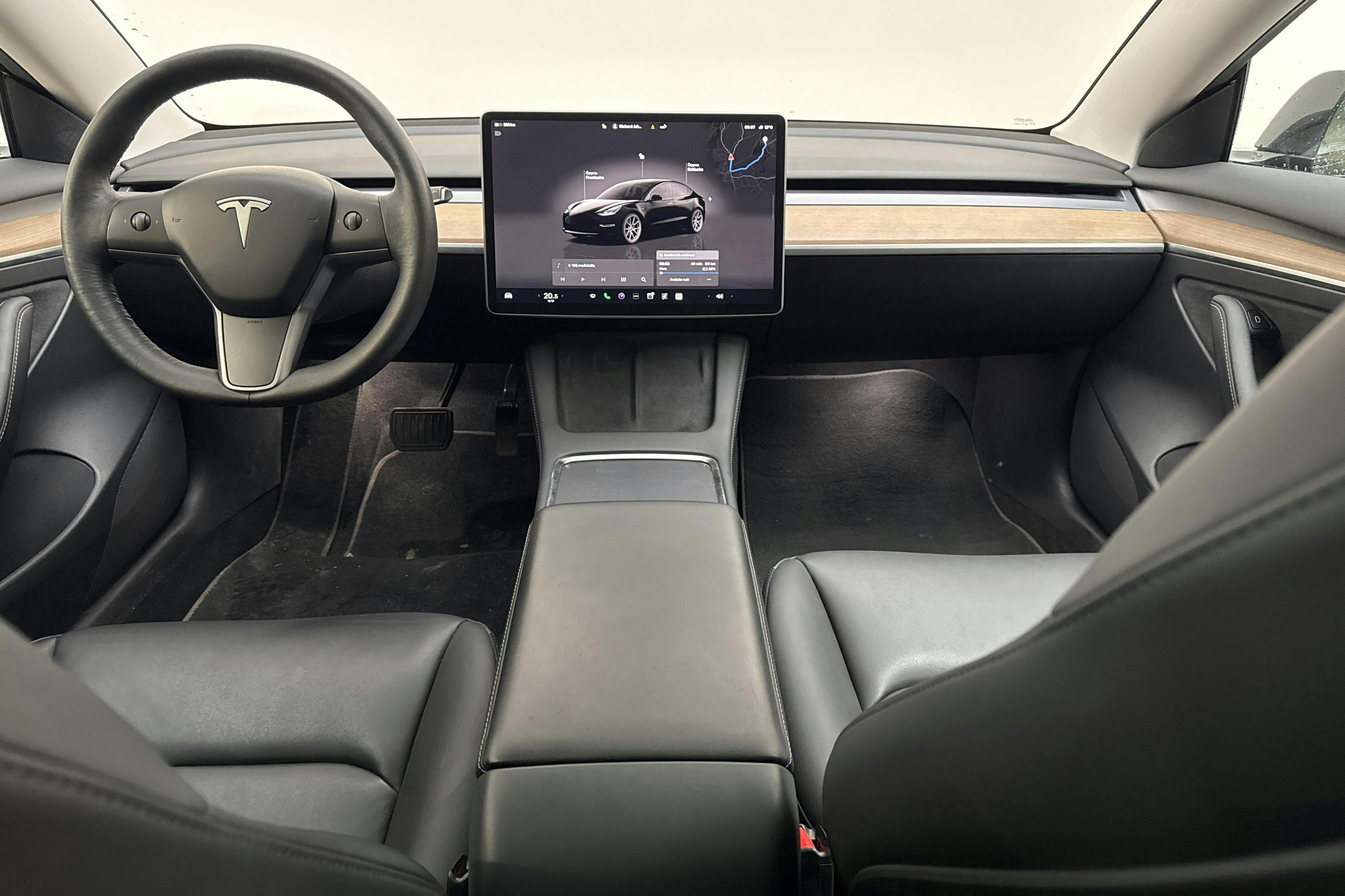 Tesla Model 3 Long Range Dual Motor AWD - 135 840 km - Automatic - black - 2022