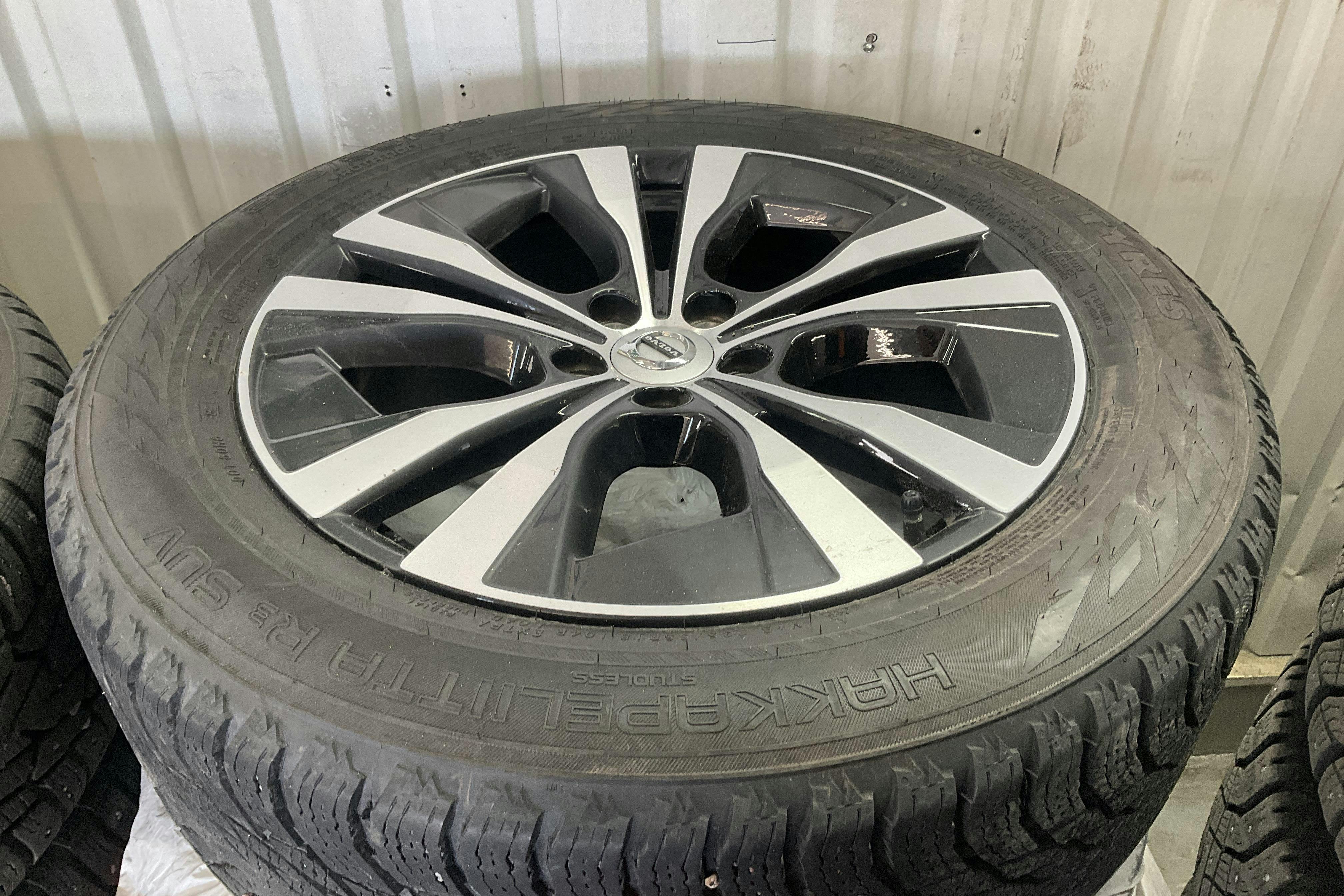 Volvo V90 B4 Cross Country AWD Mildhybrid, Diesel (197hk) - 16 228 mil - Automat - grå - 2022