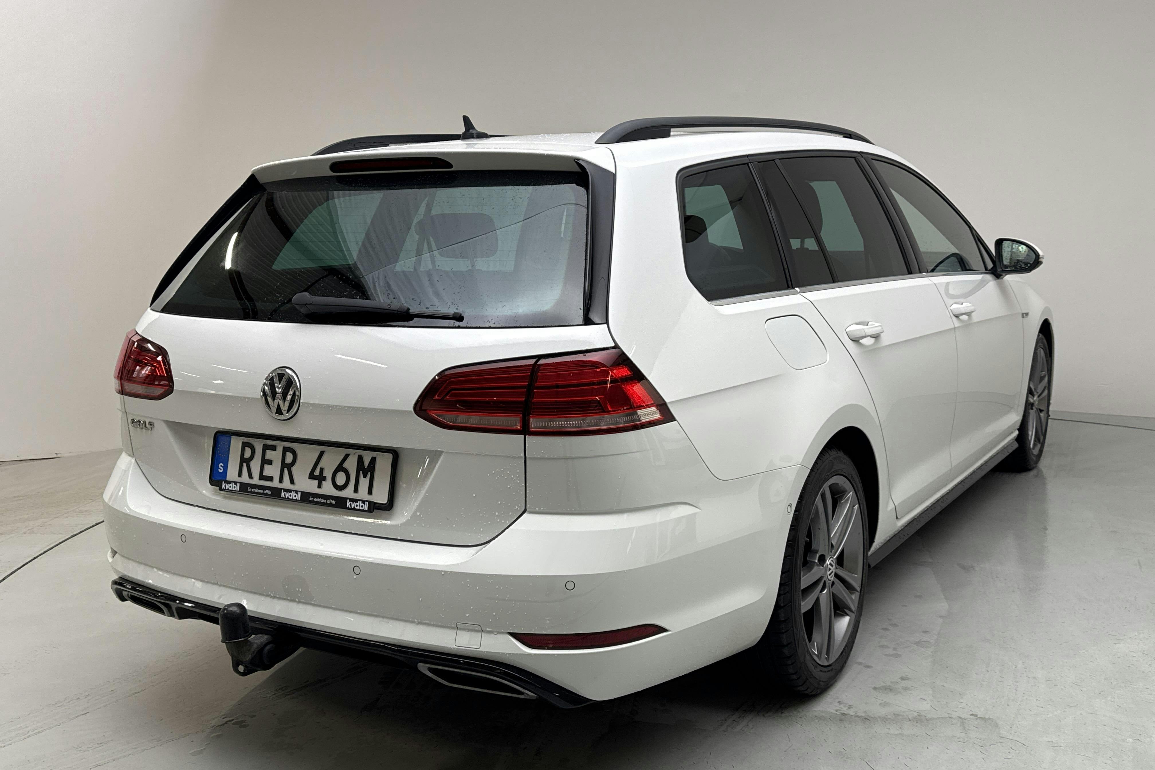 VW Golf VII 1.5 TSI Sportscombi (150hk) - 13 816 mil - Manuell - vit - 2020