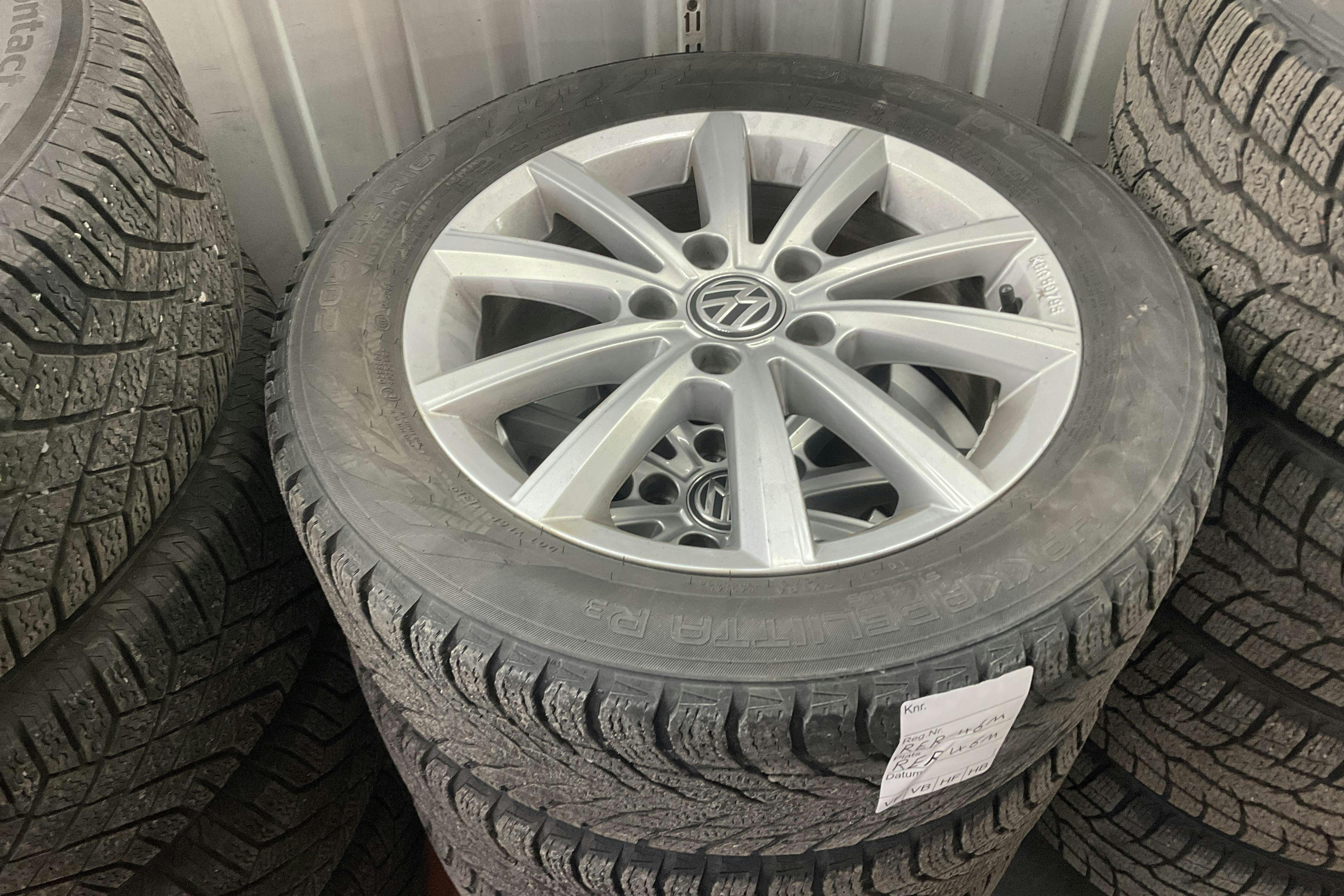 VW Golf VII 1.5 TSI Sportscombi (150hk) - 13 816 mil - Manuell - vit - 2020