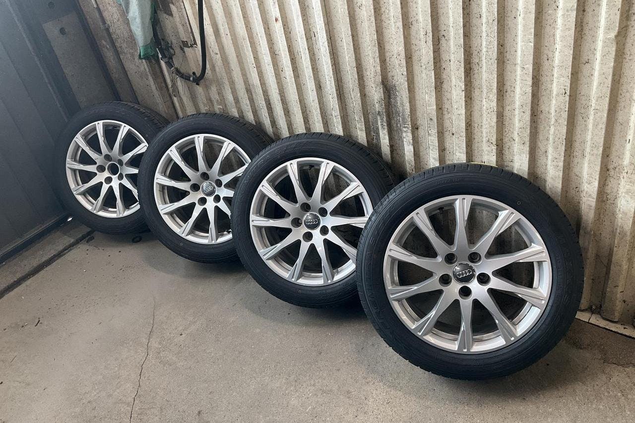 Audi A4 2.0 TDI Avant quattro (190hk) - 18 627 mil - Automat - vit - 2017