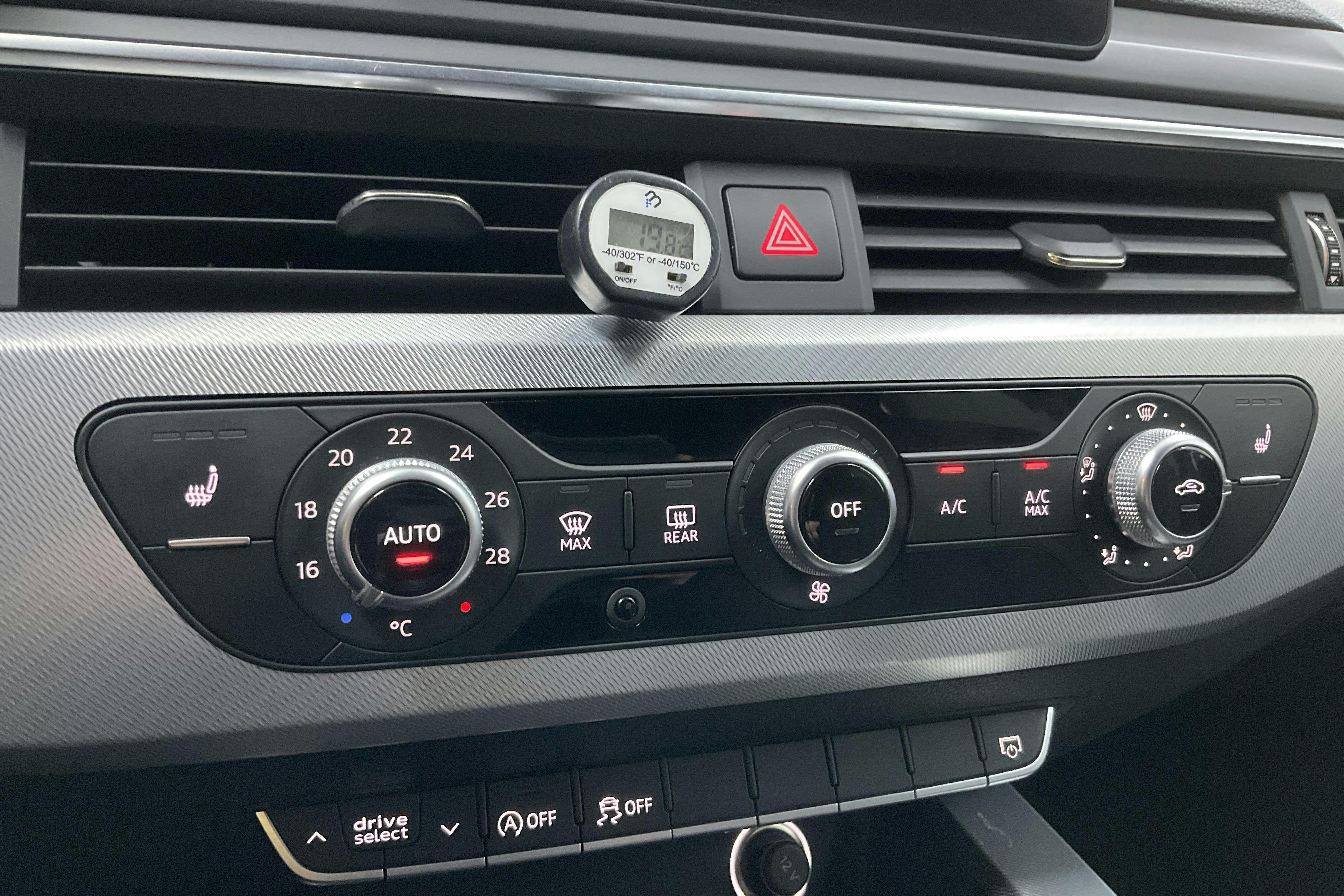 Audi A4 2.0 TDI Avant quattro (190hk) - 18 627 mil - Automat - vit - 2017