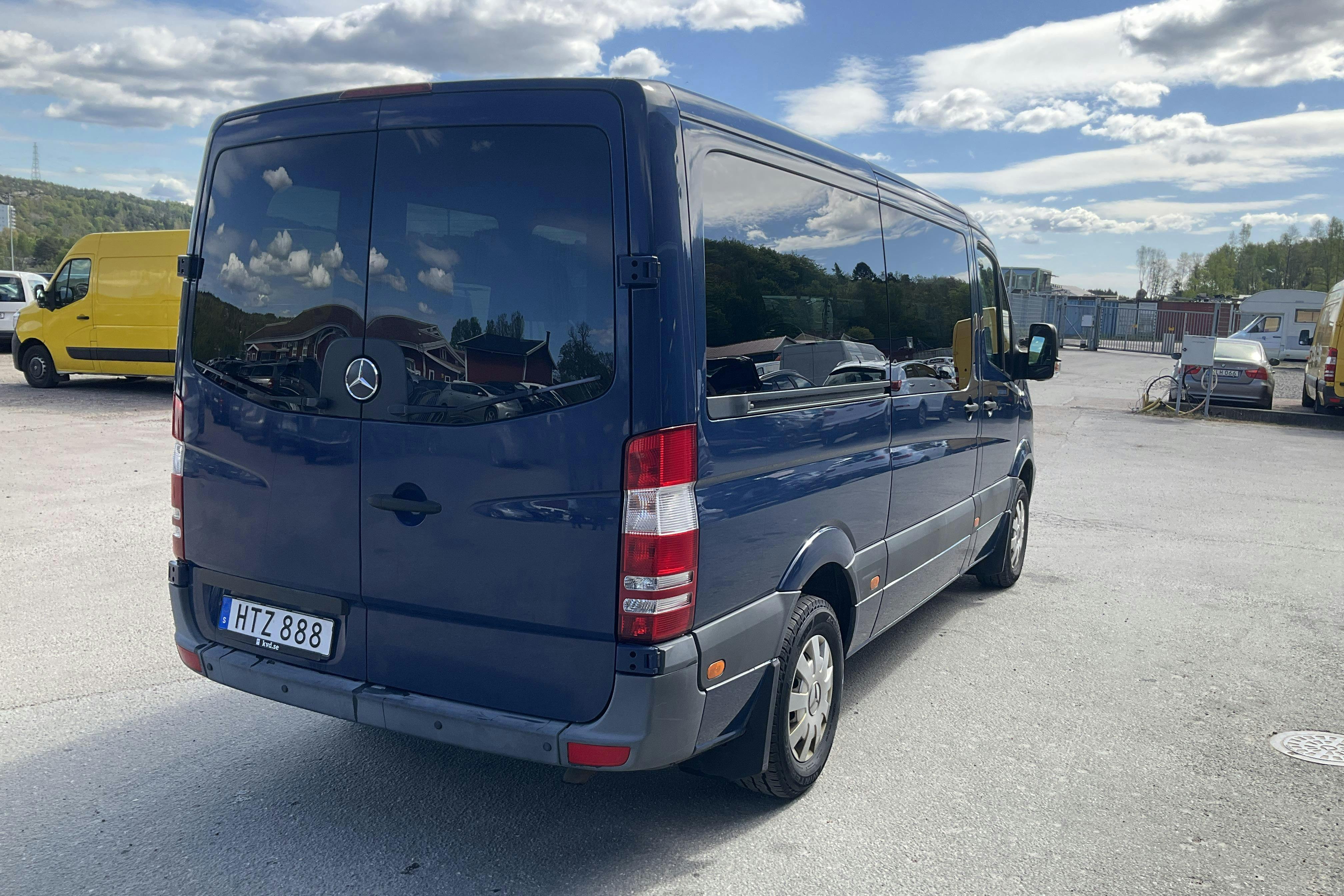Mercedes Sprinter 316 NGT (156hk) - 15 584 mil - Automat - Dark Blue - 2015