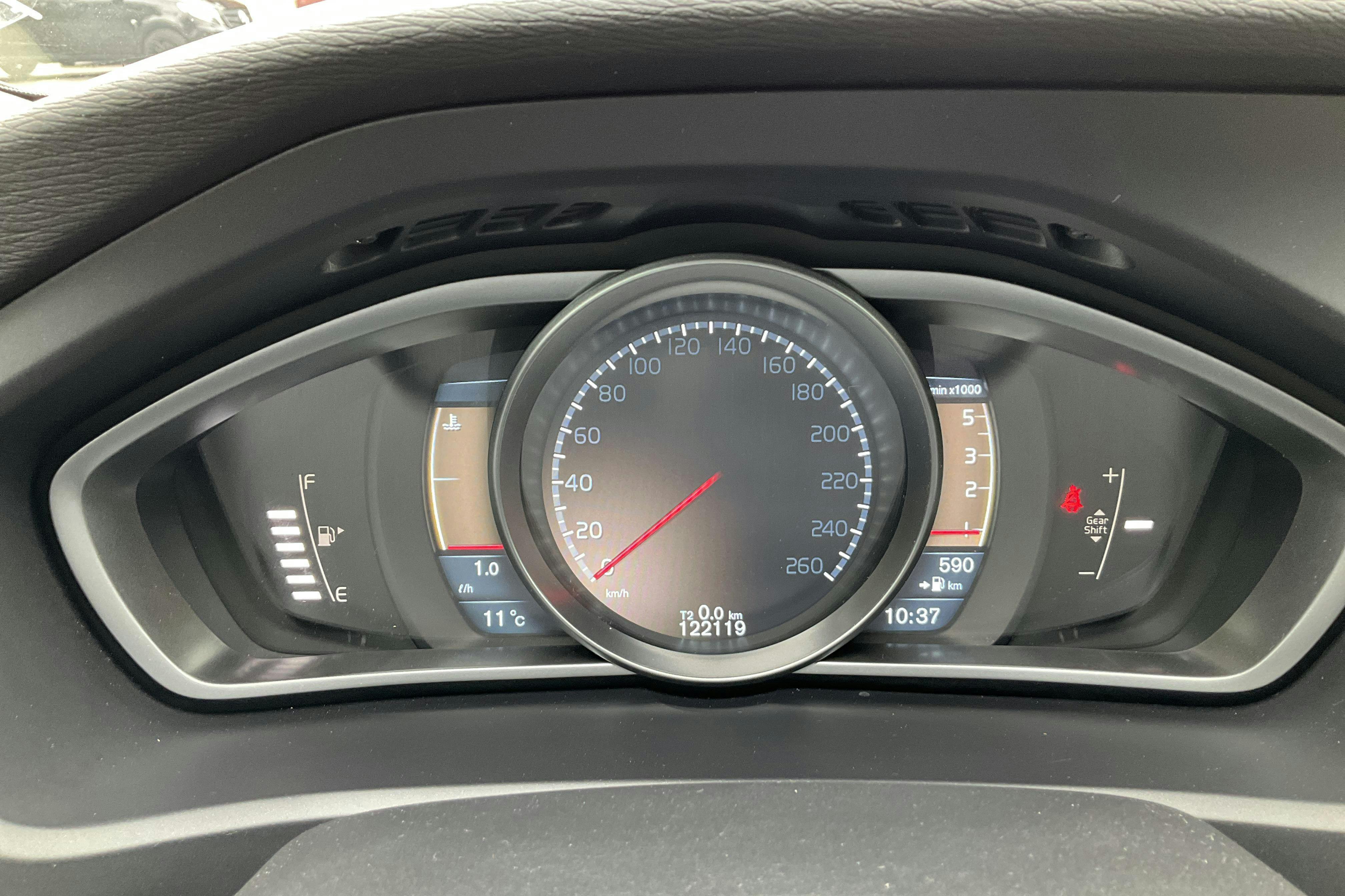Volvo V40 D2 (115hk) - 122 110 km - Manual - blue - 2013