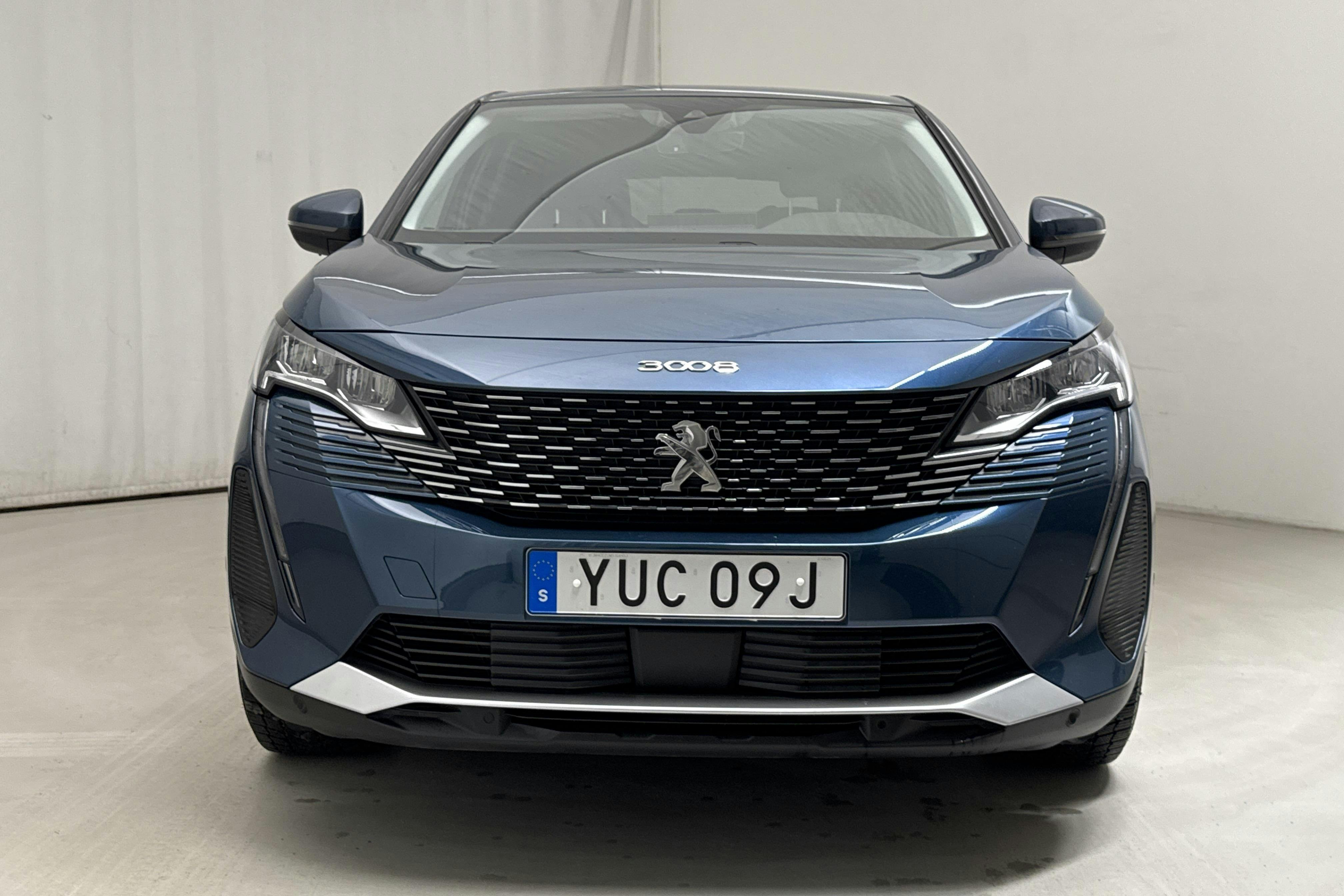 Peugeot 3008 1.6 Plug-in Hybrid (225hk) - 79 480 km - Automatic - blue - 2021