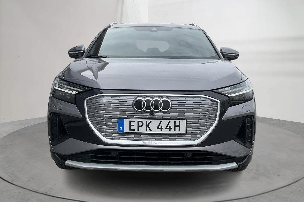 Audi Q4 50 e-tron quattro 77 kWh (299hk) - 52 020 km - Automaatne - hall - 2022