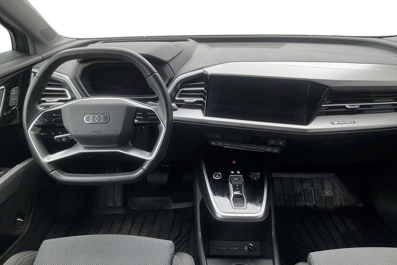 Audi Q4 50 e-tron quattro 77 kWh (299hk) - 52 020 km - Automaatne - hall - 2022