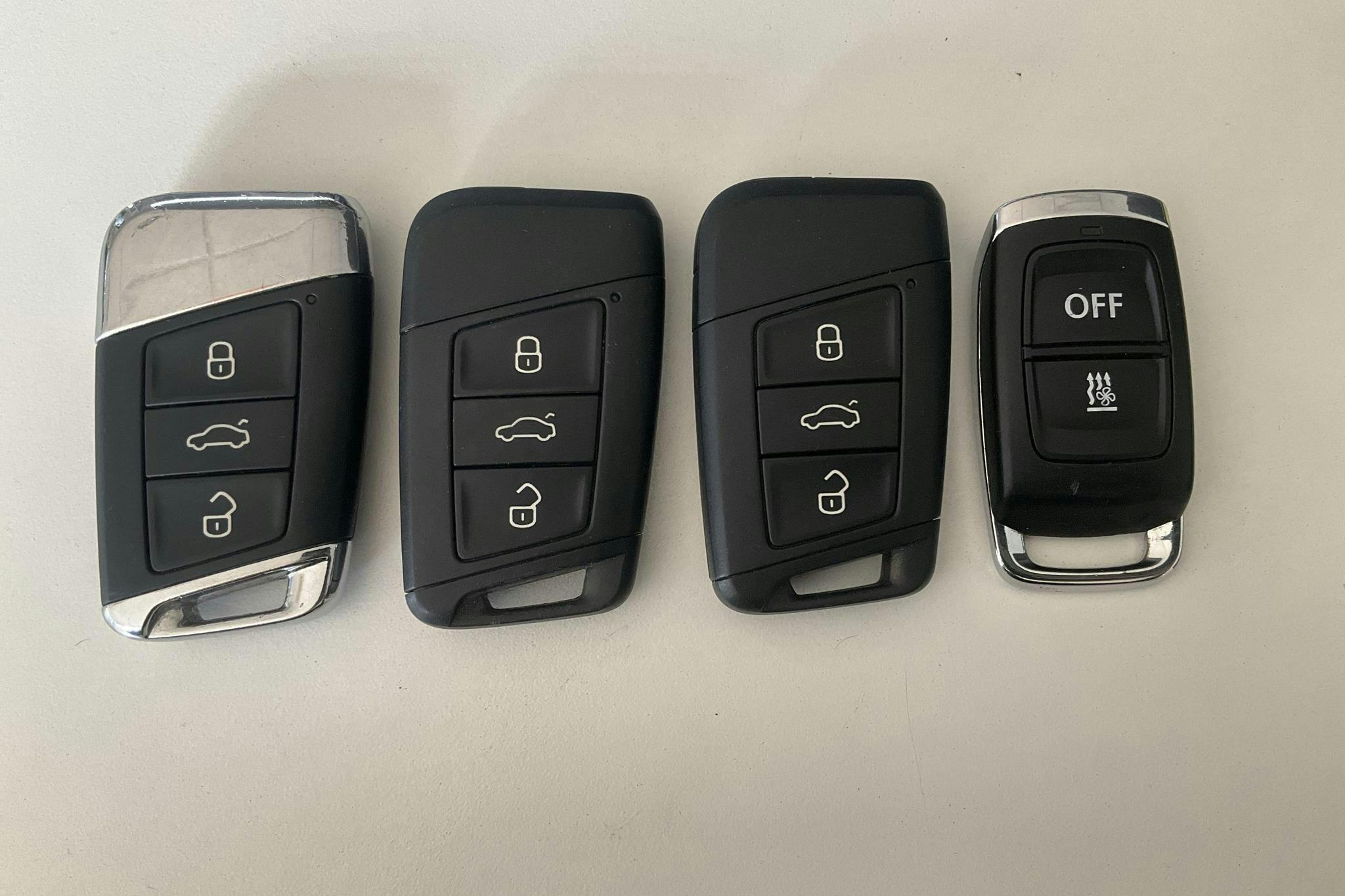 Skoda Superb 2.0 TDI 4x4 Kombi (190hk) - 8 528 mil - Automat - vit - 2018