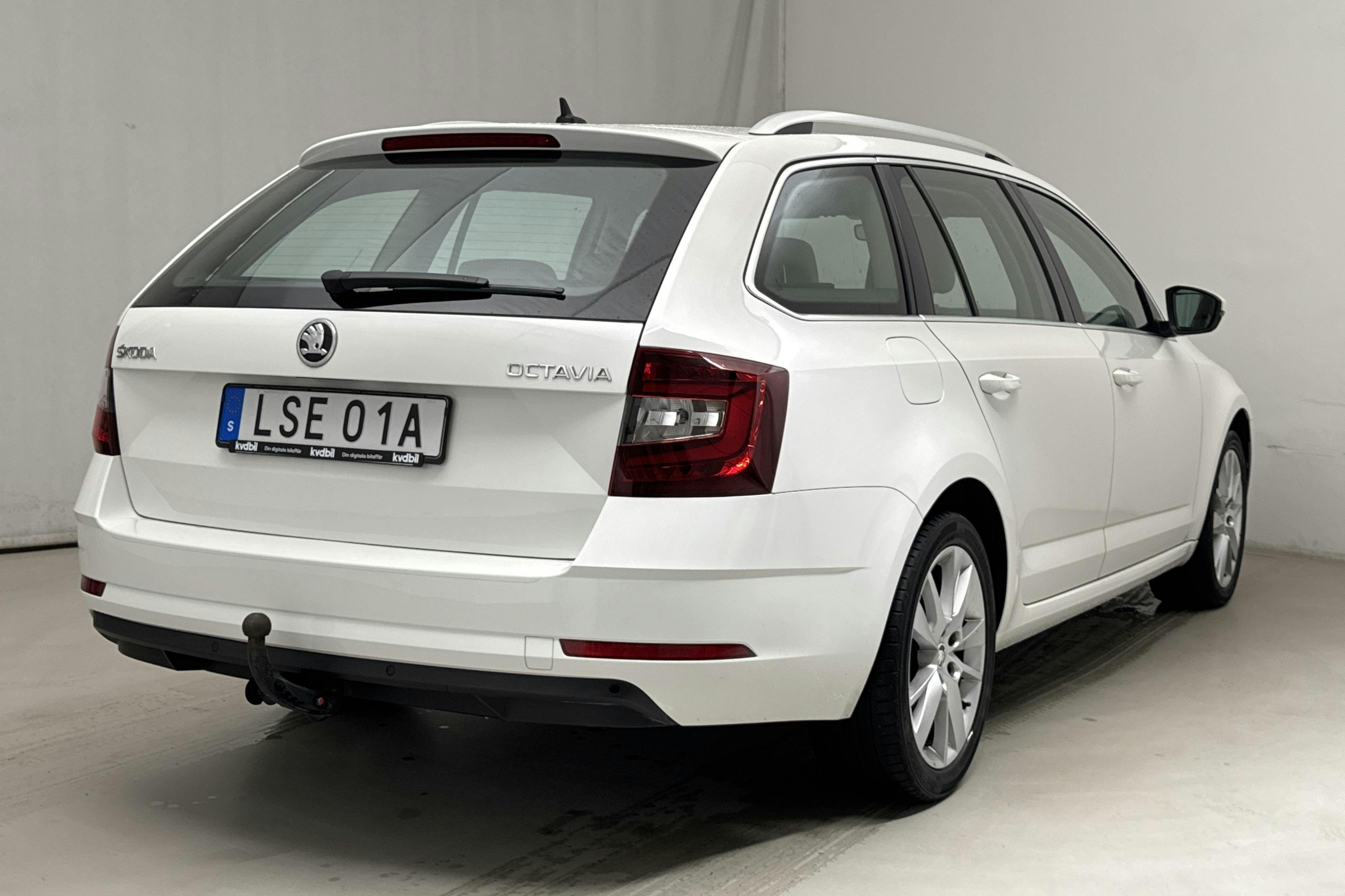 Skoda Octavia III 1.5 TSI Combi (150hk) - 143 770 km - Automatic - white - 2019