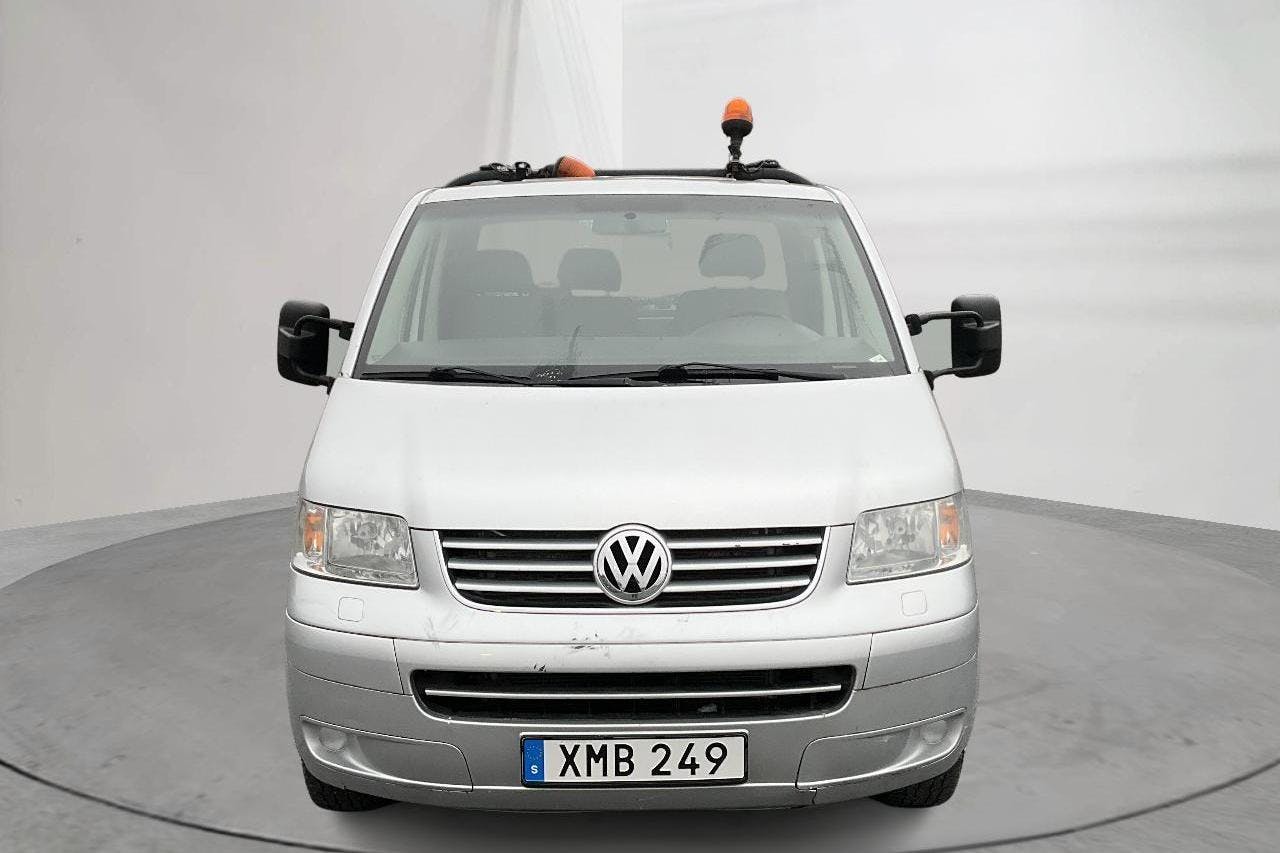 VW Transporter T5 2.5 TDI Pickup 4-motion (130hk) - 16 844 mil - Manuell - silver - 2006