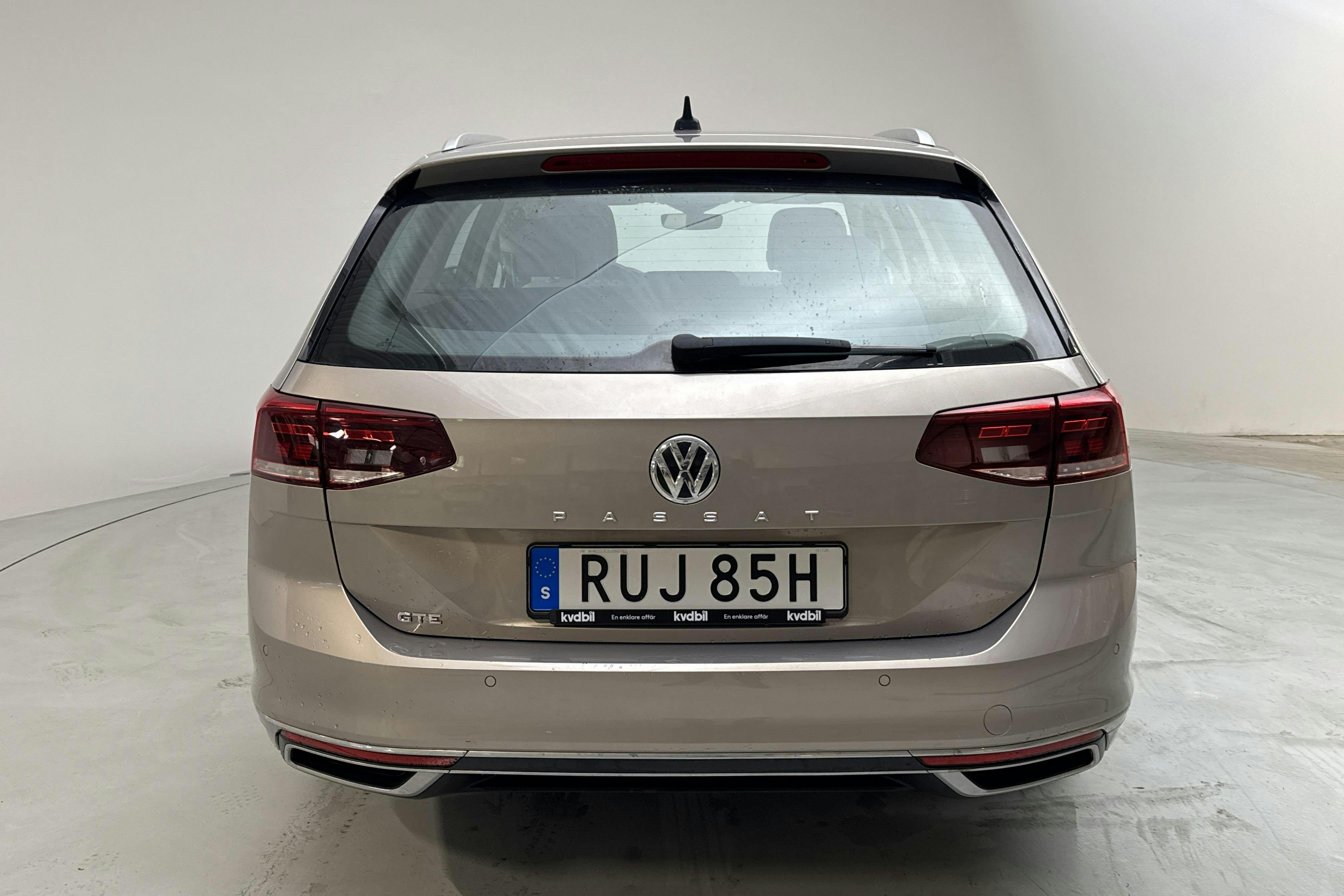 VW Passat 1.4 GTE Sportscombi (218hk) - 81 670 km - Automatic - Light Brown - 2020