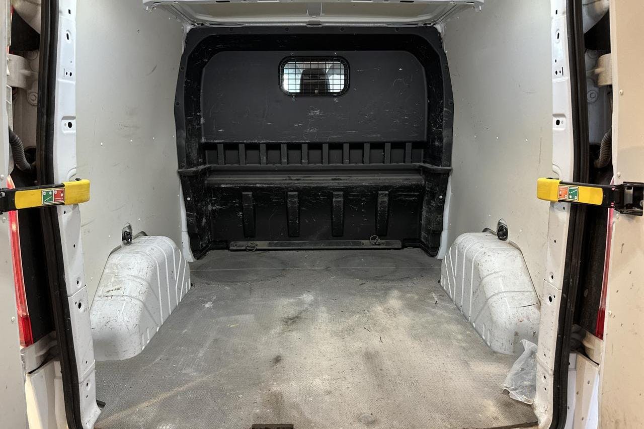 Ford Transit Custom 340 (170hk) - 12 563 mil - Automat - vit - 2021