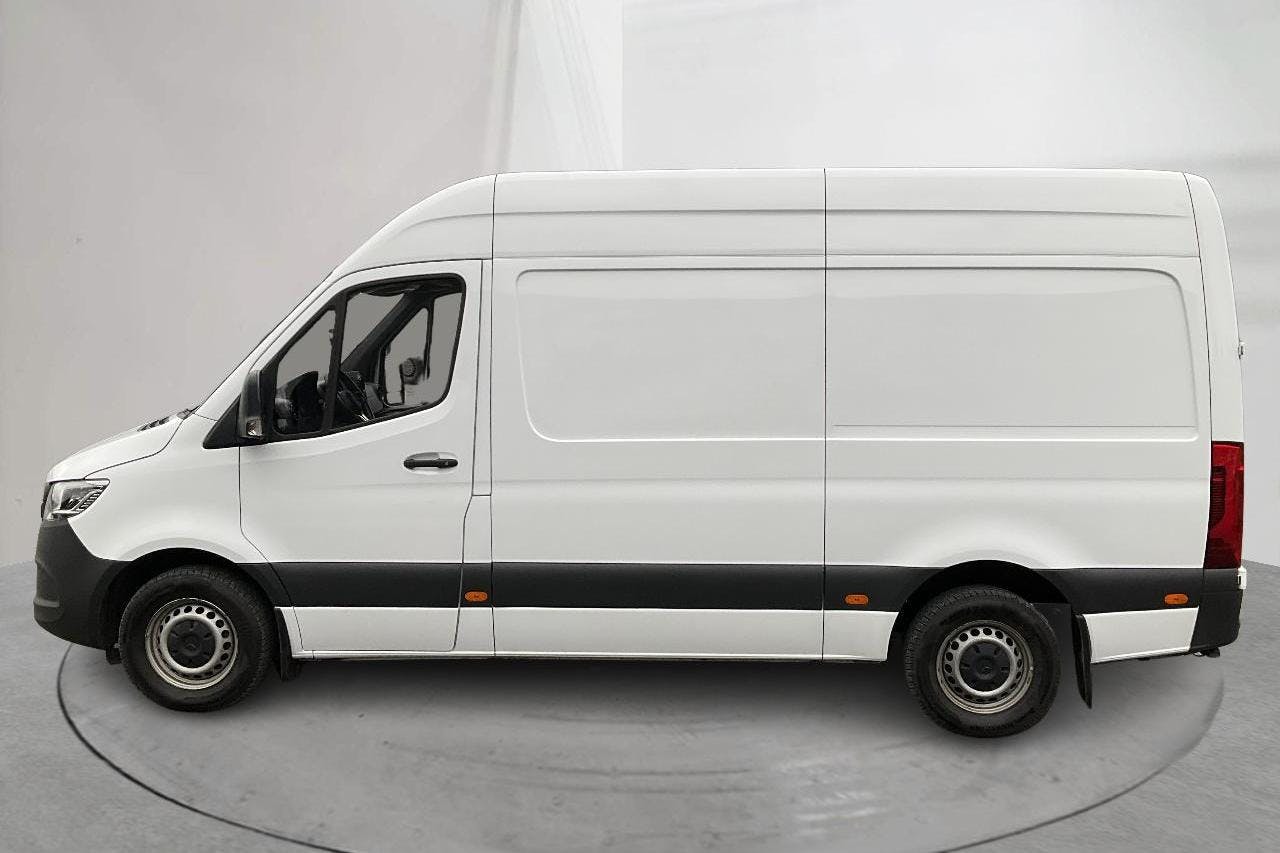 Mercedes Sprinter 317 CDI Skåp RWD (170hk) - 215 040 km - Automaatne - valge - 2023