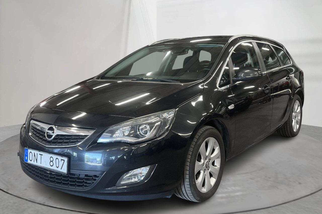 Opel Astra 1.7 CDTI ecoFLEX Sports Tourer (130hk) - 14 100 mil - Manuell - svart - 2012