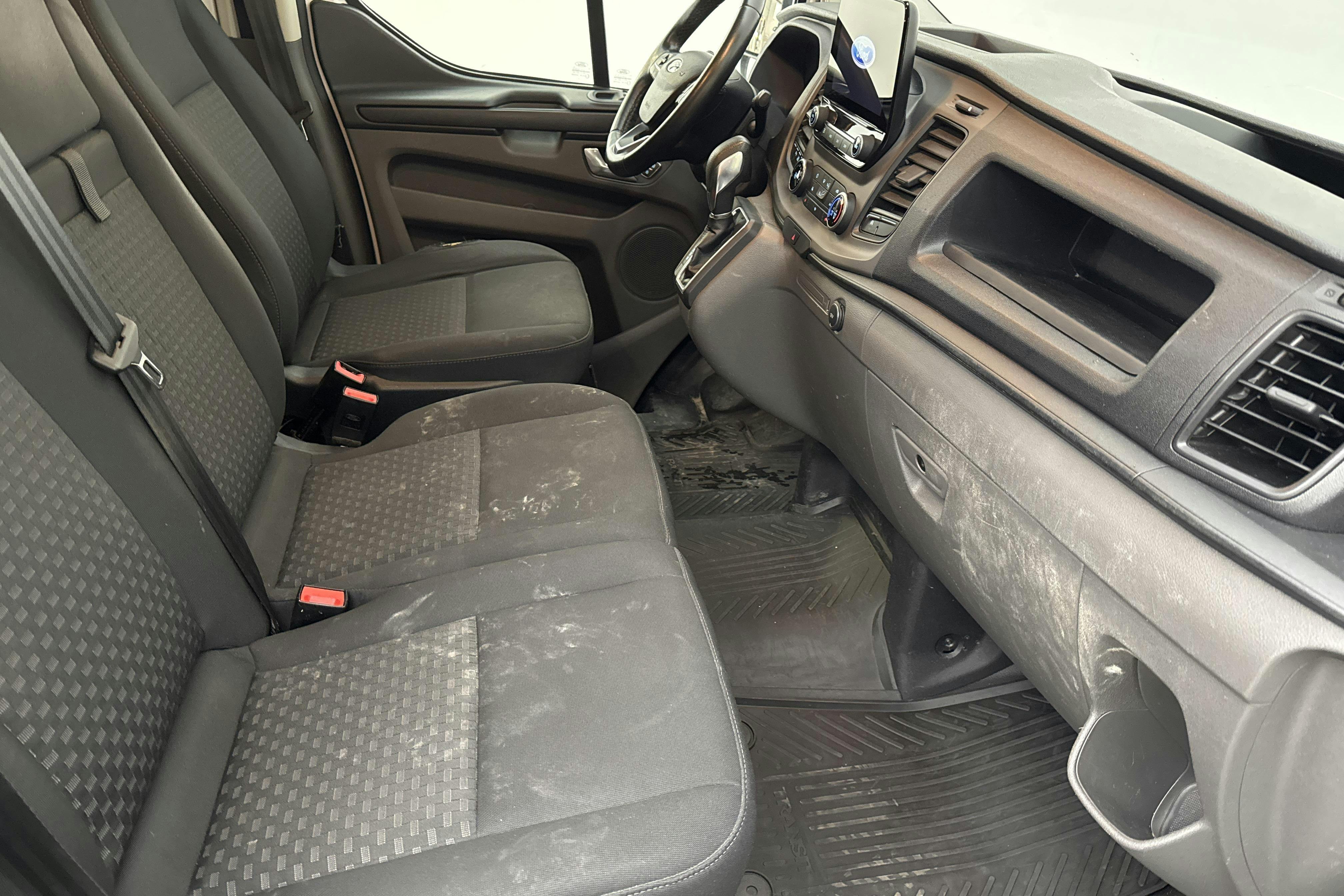 Ford Transit Custom 300 (130hk) - 7 548 mil - Automat - vit - 2020
