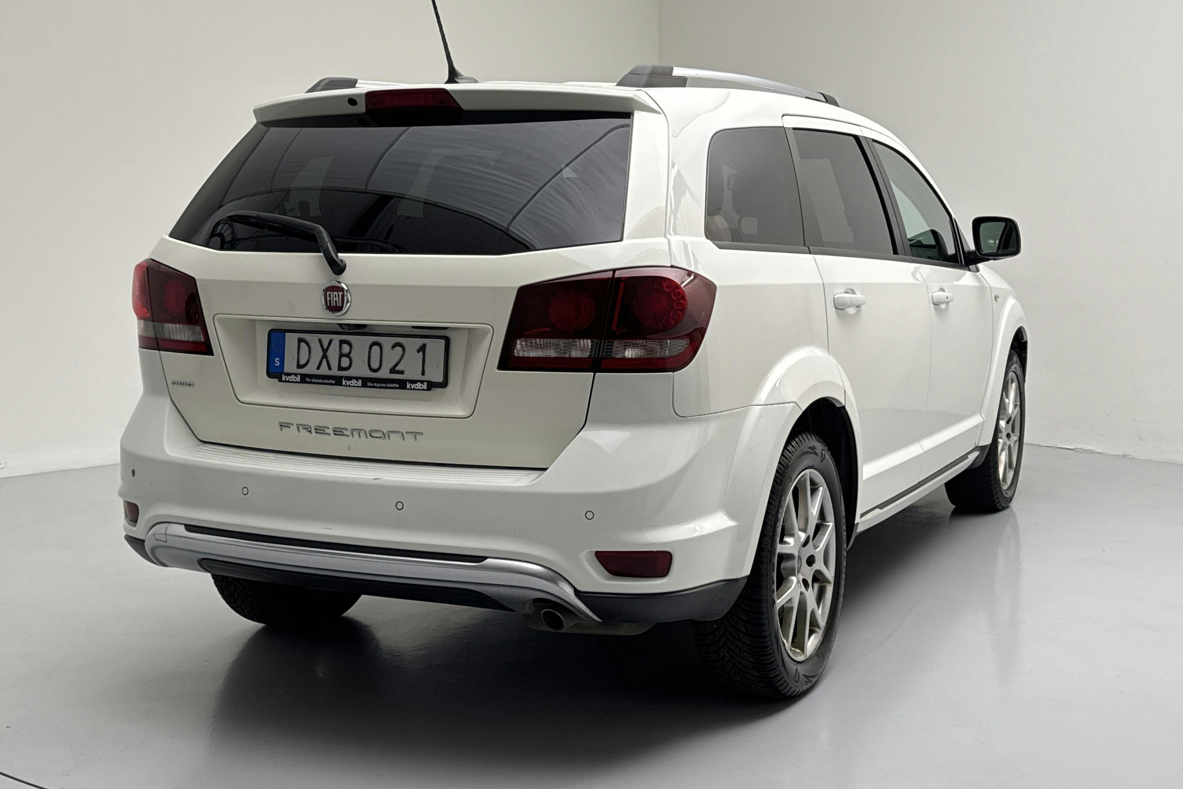 Fiat Freemont 2.0 Multijet AWD (170hk) - 159 430 km - Automatic - white - 2015