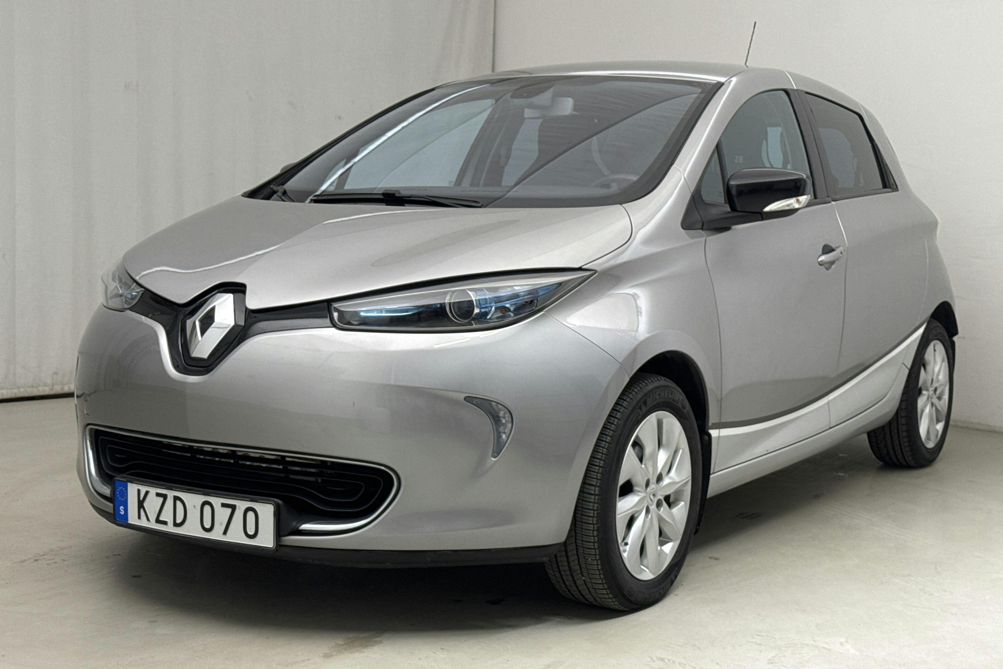 Renault Zoe 22 kWh R88 (88hk) - 48 910 km - Automaatne - hall - 2016