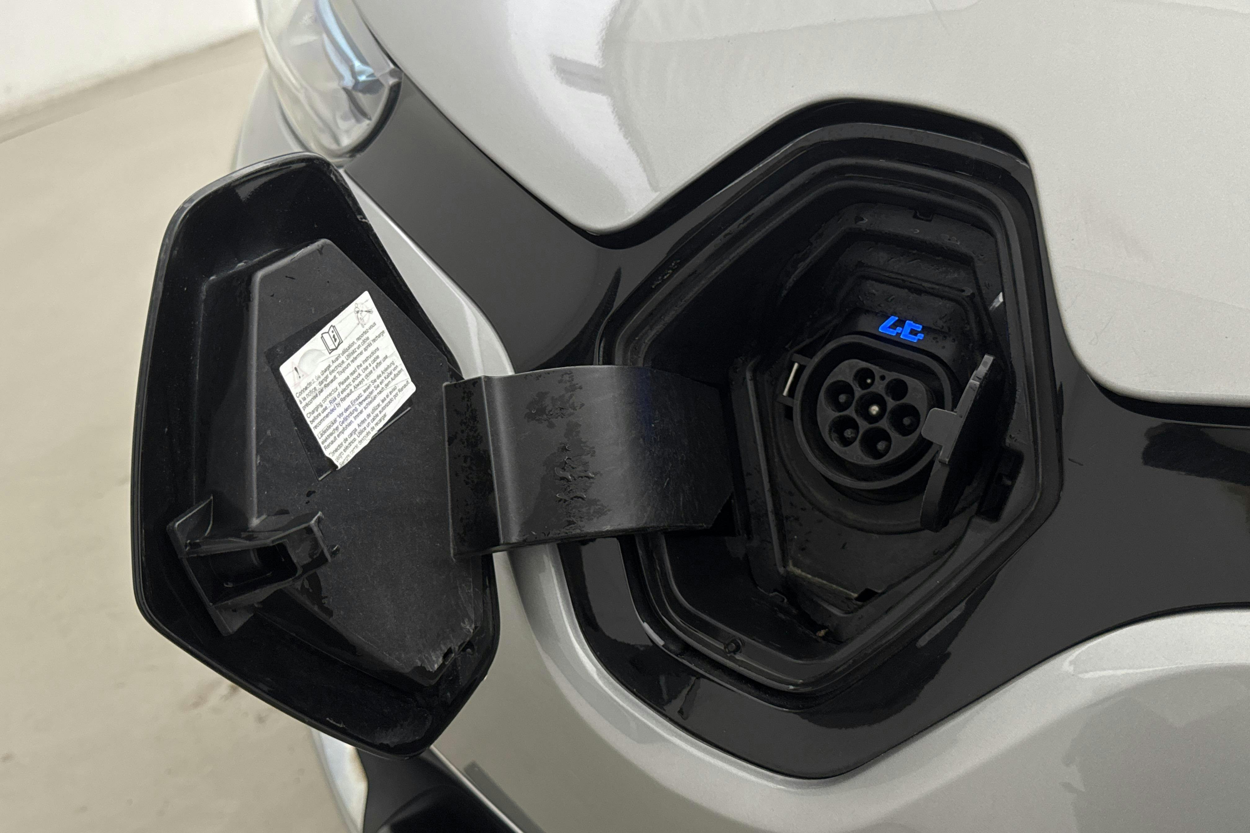 Renault Zoe 22 kWh R88 (88hk) - 4 891 mil - Automat - grå - 2016