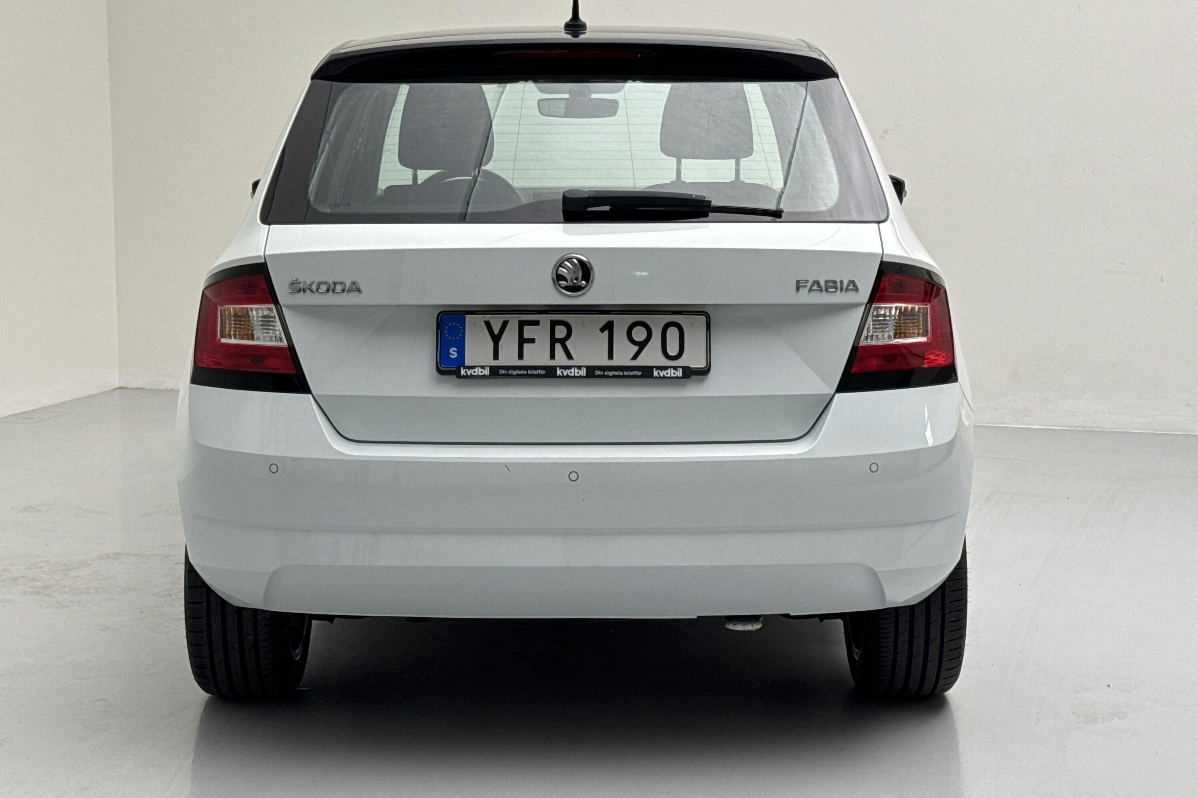 Skoda Fabia 1.2 TSI (90hk) - 111 190 km - Käsitsi - valge - 2017