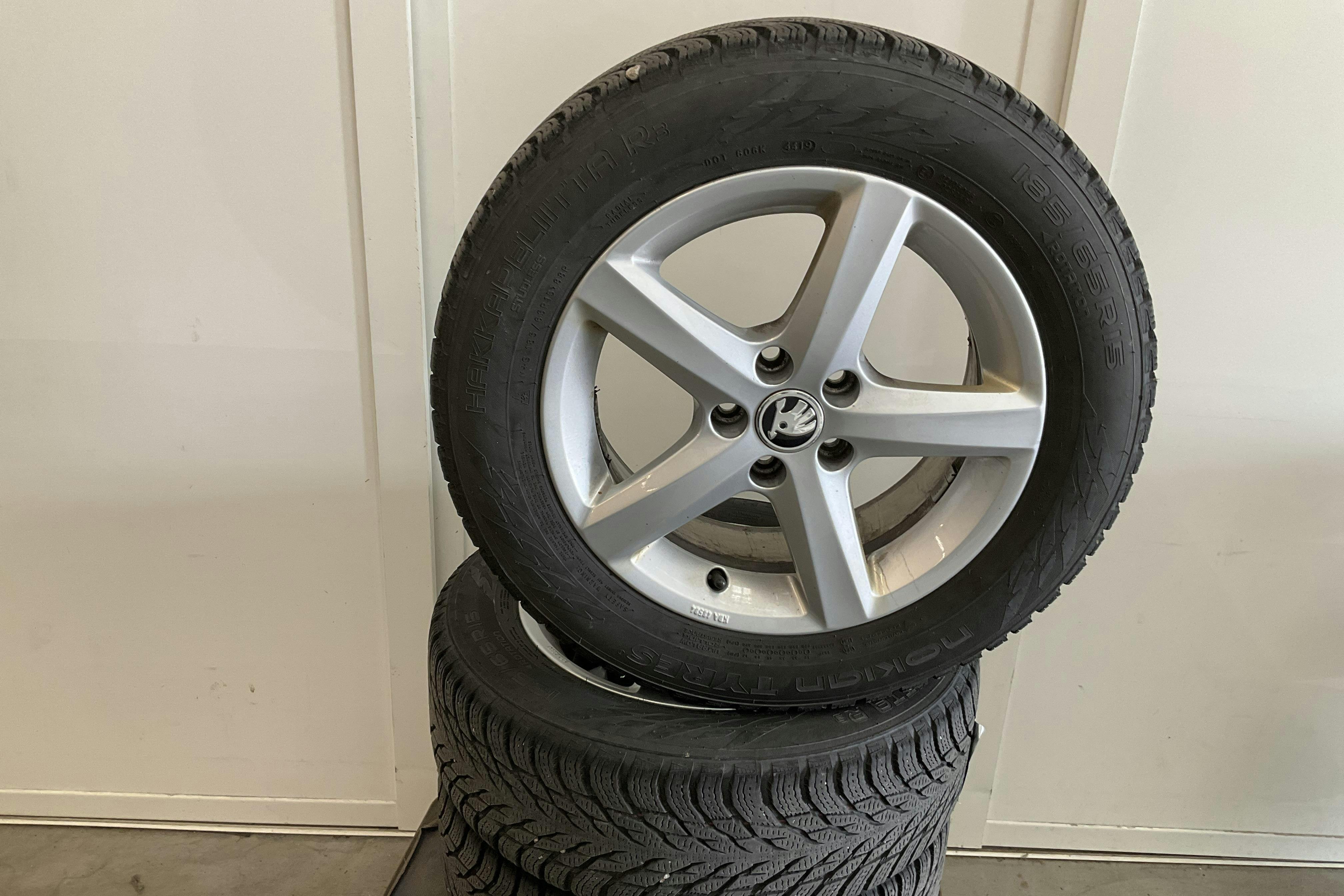 Skoda Fabia 1.2 TSI (90hk) - 111 190 km - Käsitsi - valge - 2017