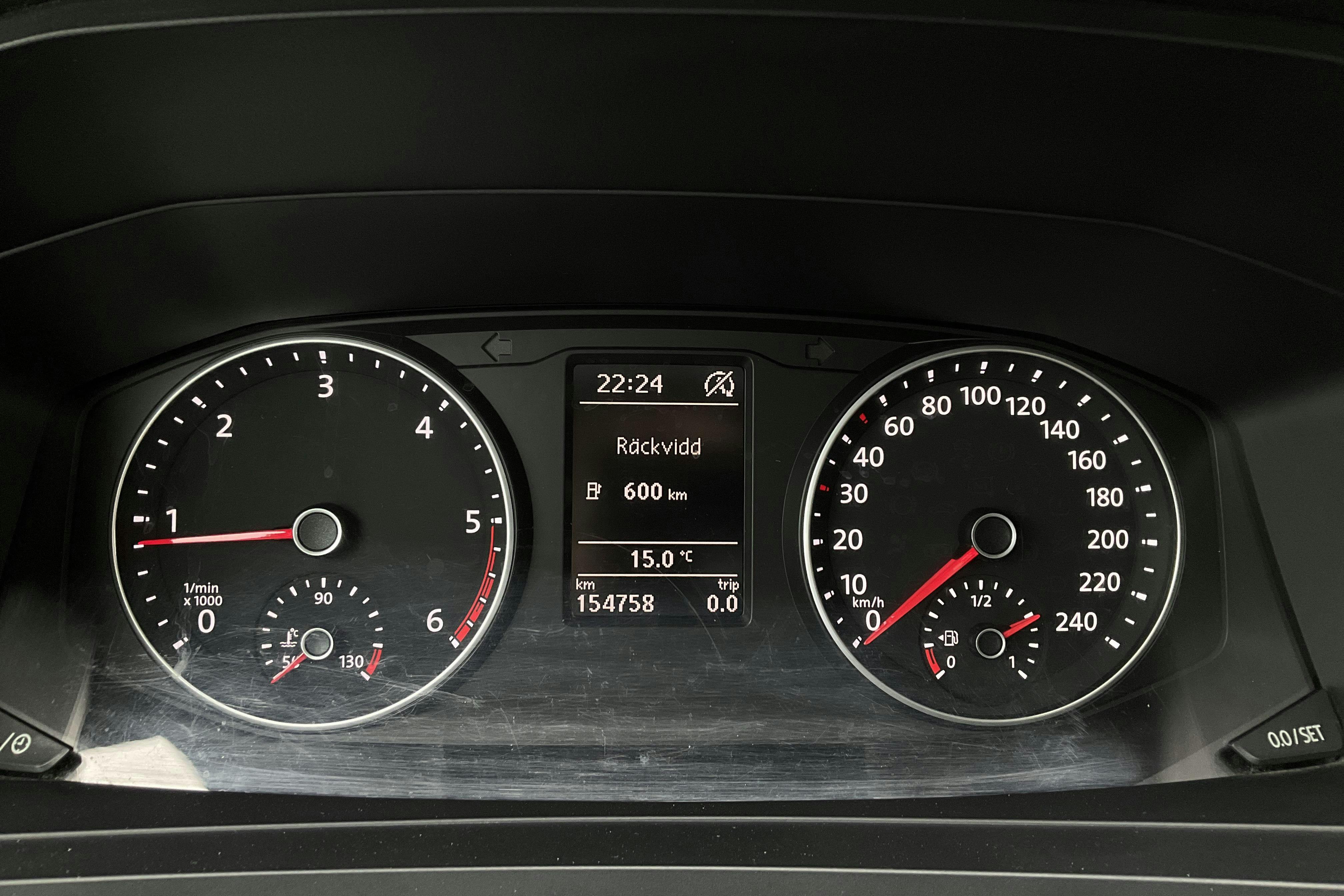 VW Transporter T6 2.0 TDI BMT 4MOTION Pick-up (180hk) - 15 475 mil - Manuell - vit - 2016