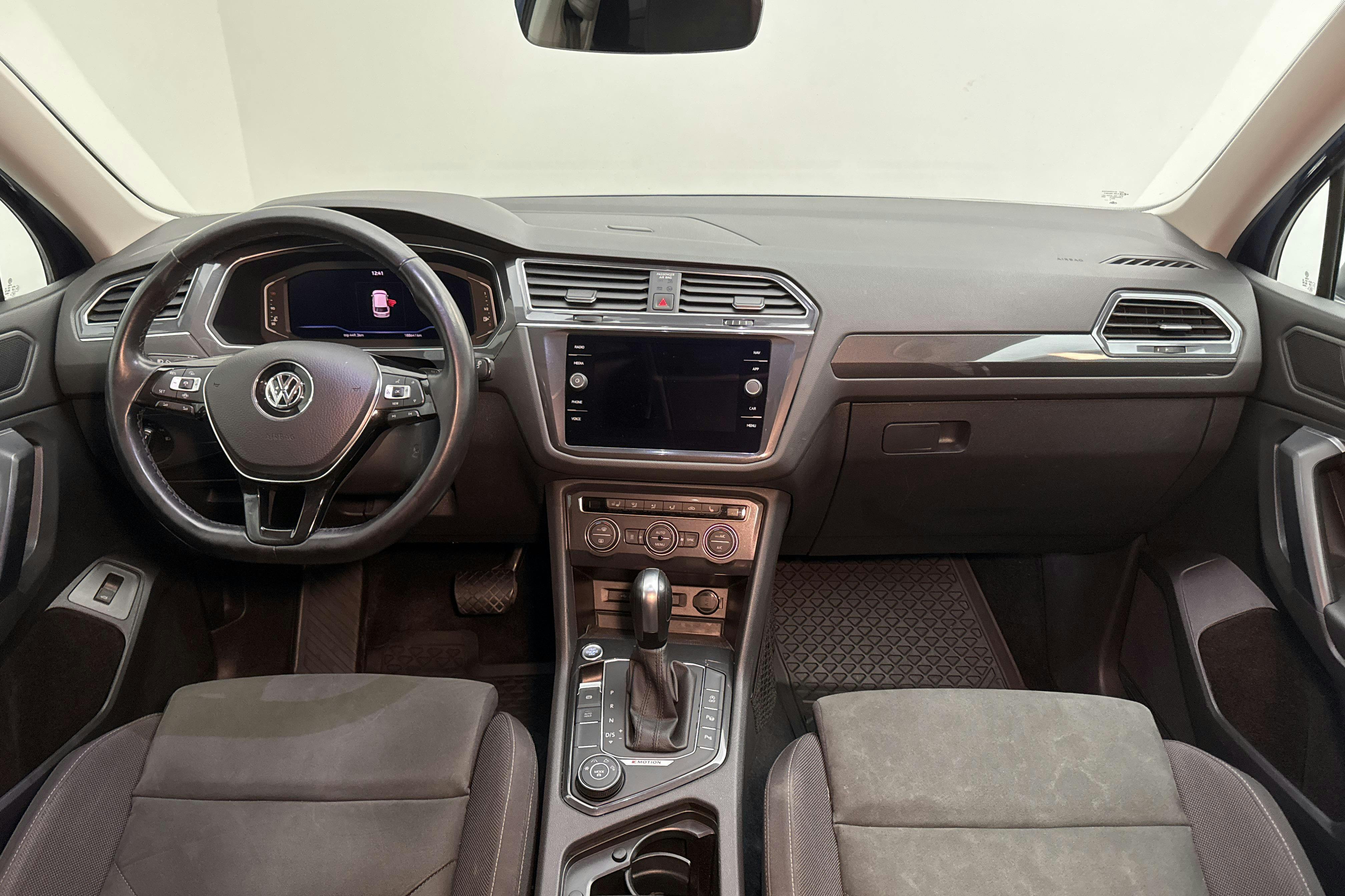 VW Tiguan Allspace 2.0 TDI 4MOTION (200hk) - 188 640 km - Automatic - Light Blue - 2021
