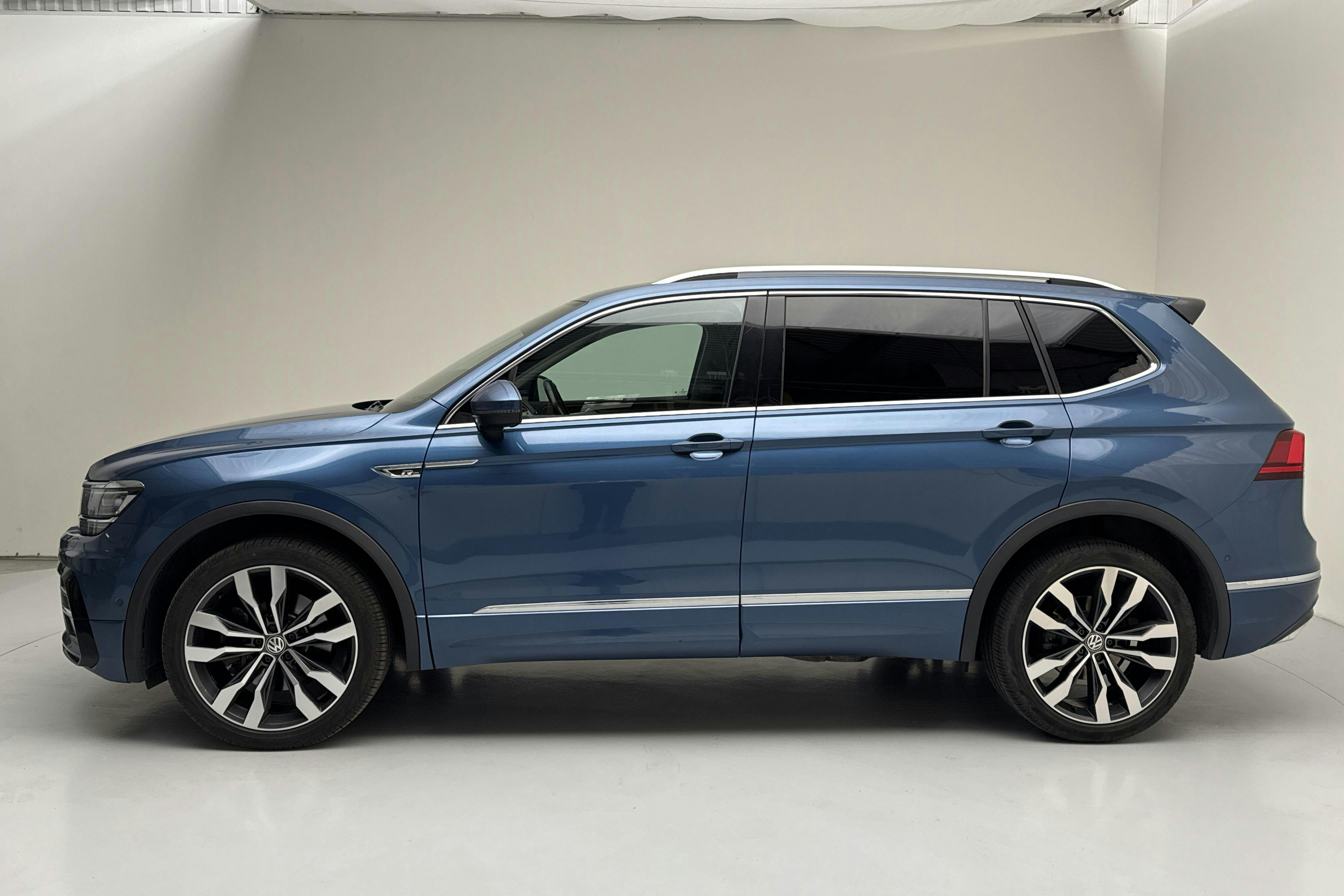 VW Tiguan Allspace 2.0 TDI 4MOTION (200hk) - 188 640 km - Automatic - Light Blue - 2021