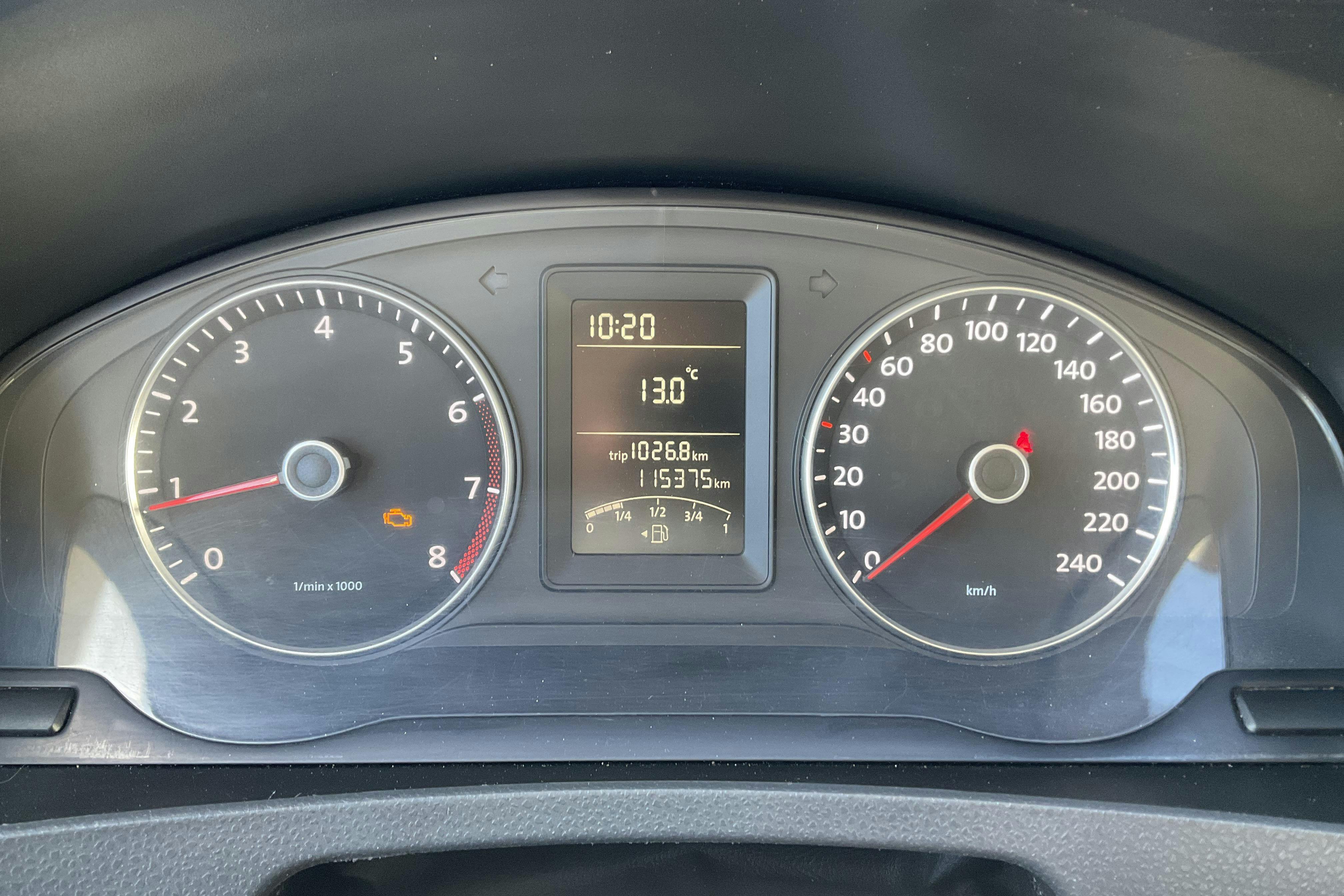 VW Transporter T5 2.0 Ecofuel Pickup (115hk) - 115 370 km - Manual - red - 2011