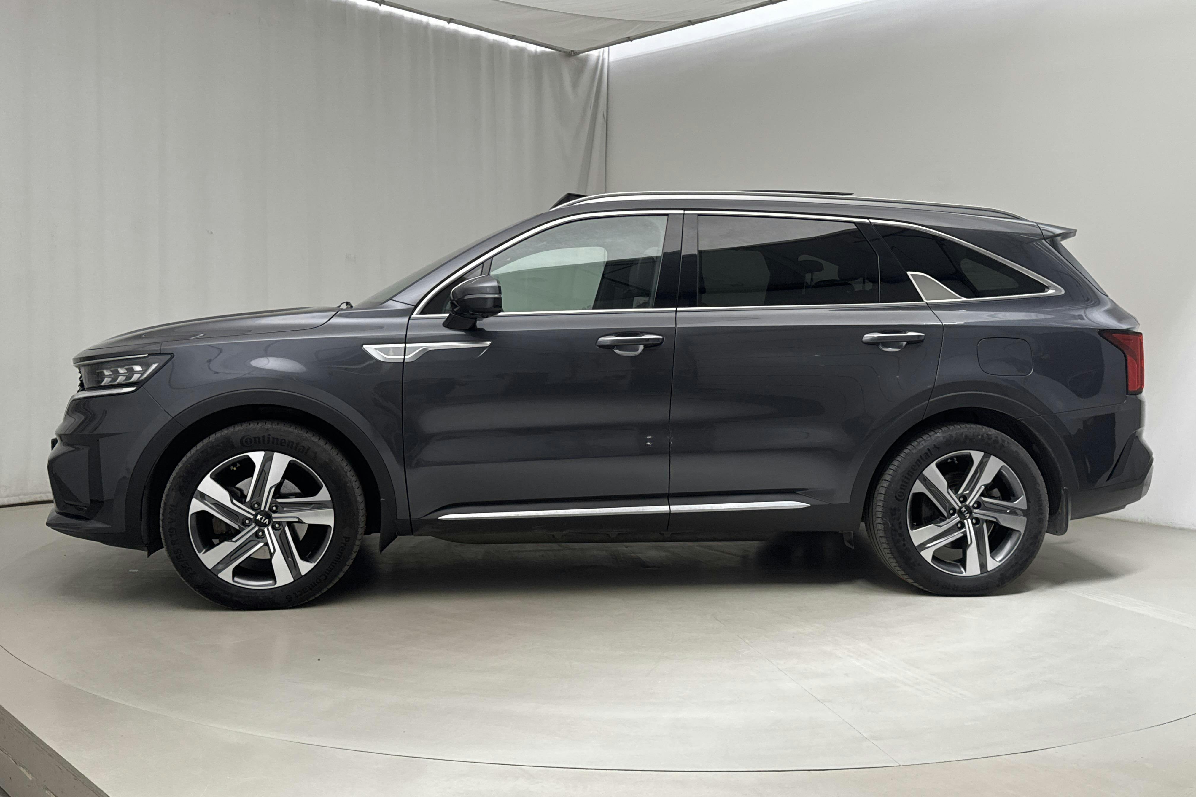 KIA Sorento 1.6 T-GDi Plug-in Hybrid AWD (265hk) - 79 680 km - Automatic - gray - 2021