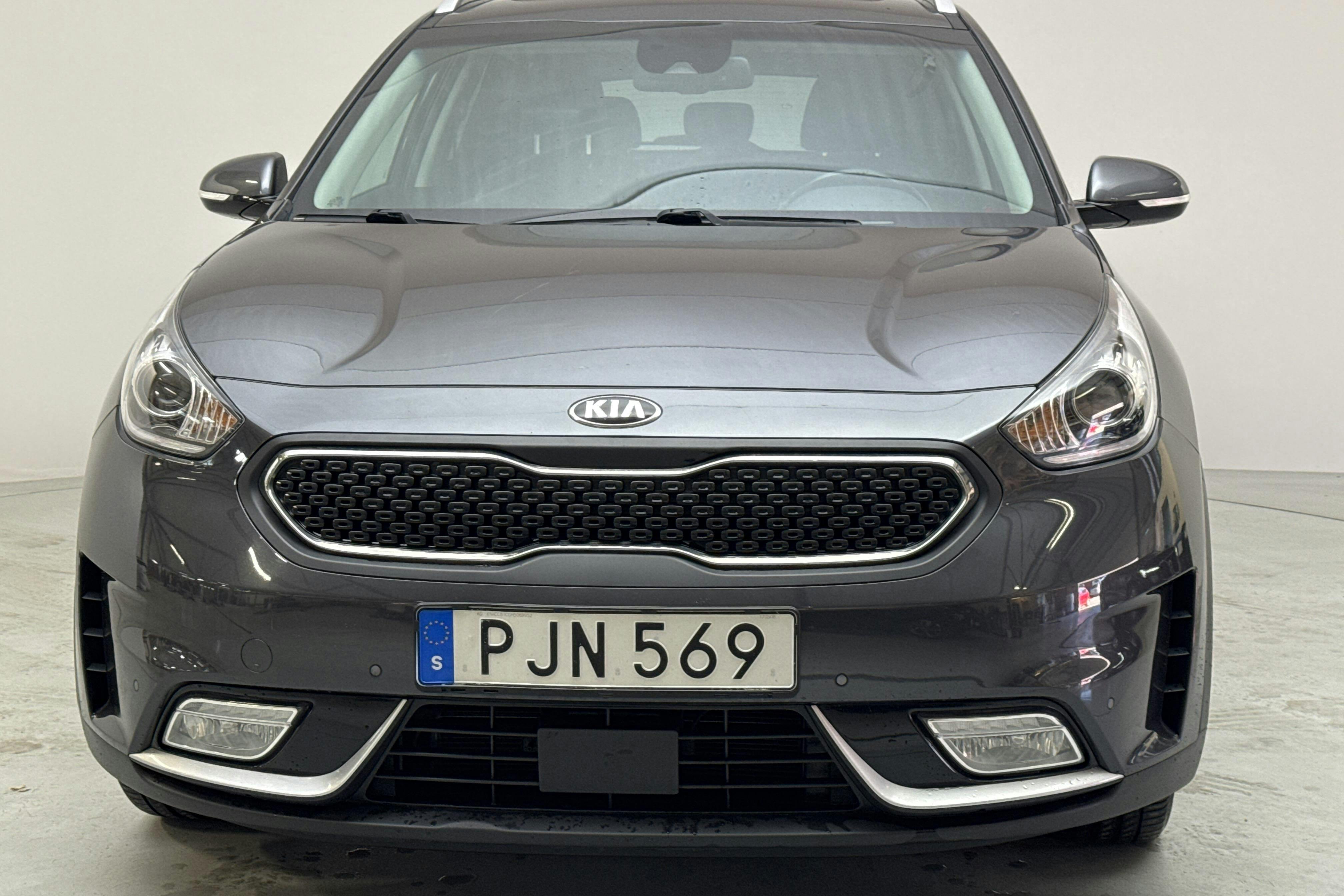 KIA Niro Hybrid 1.6 (141hk) - 138 990 km - Automatic - gray - 2017