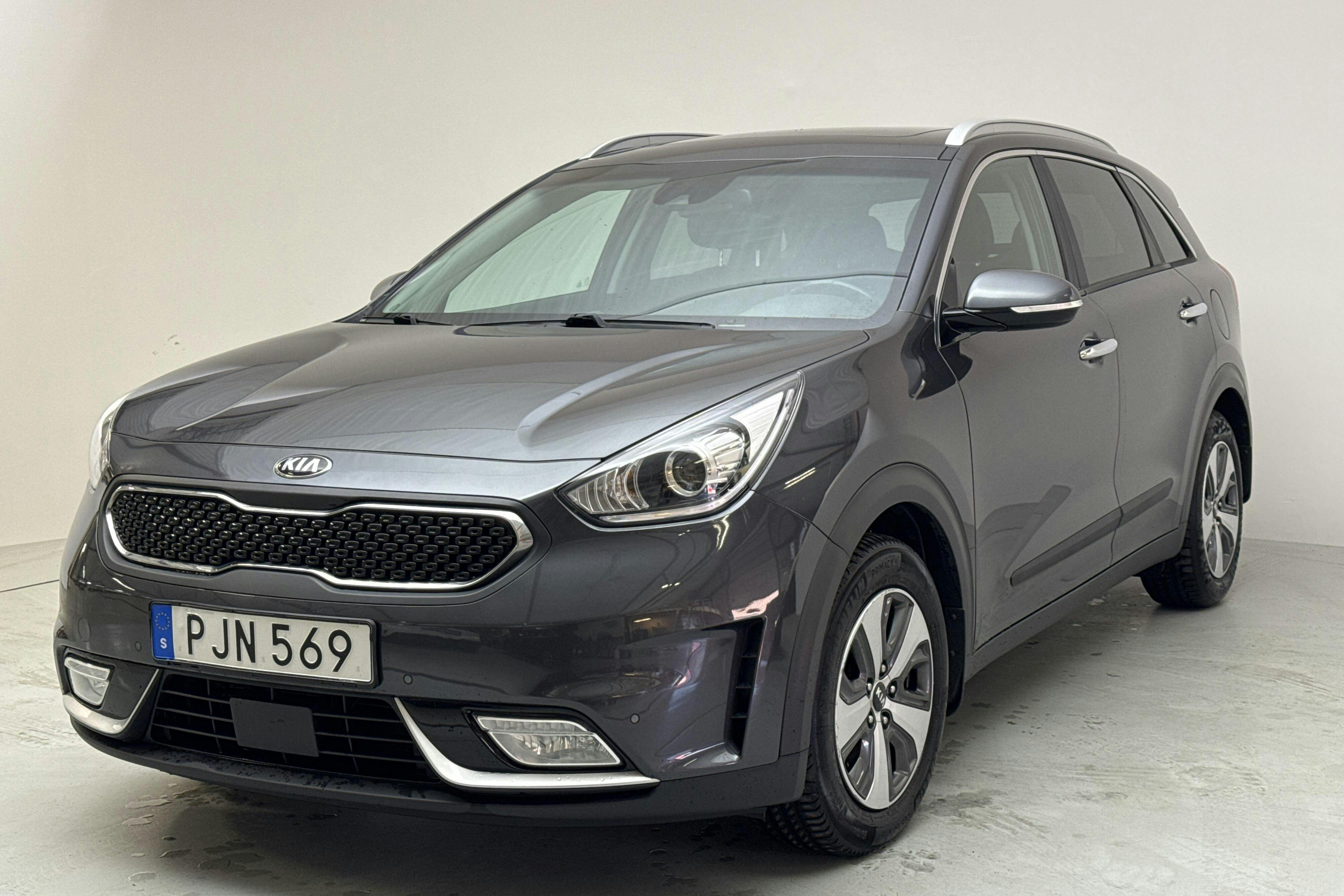 KIA Niro Hybrid 1.6 (141hk) - 138 990 km - Automatic - gray - 2017